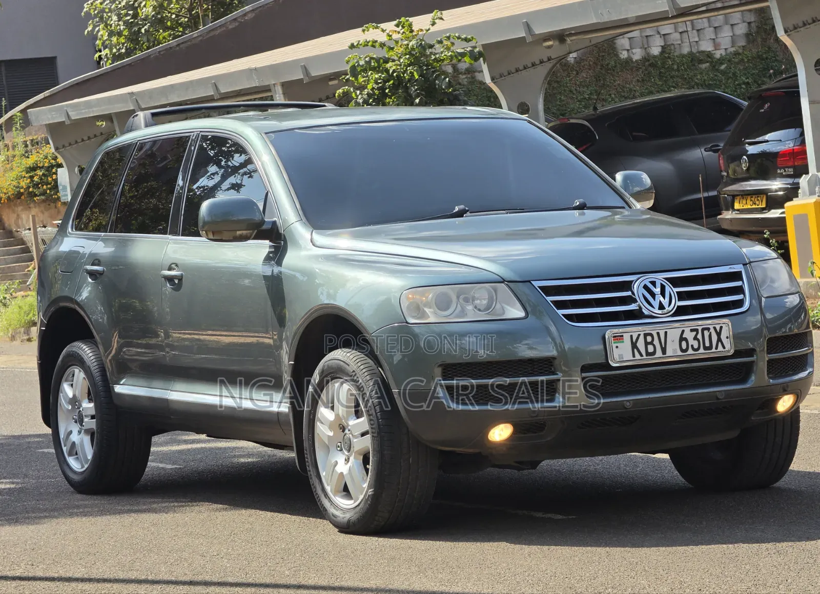 Volkswagen Touareg 2016 Blue