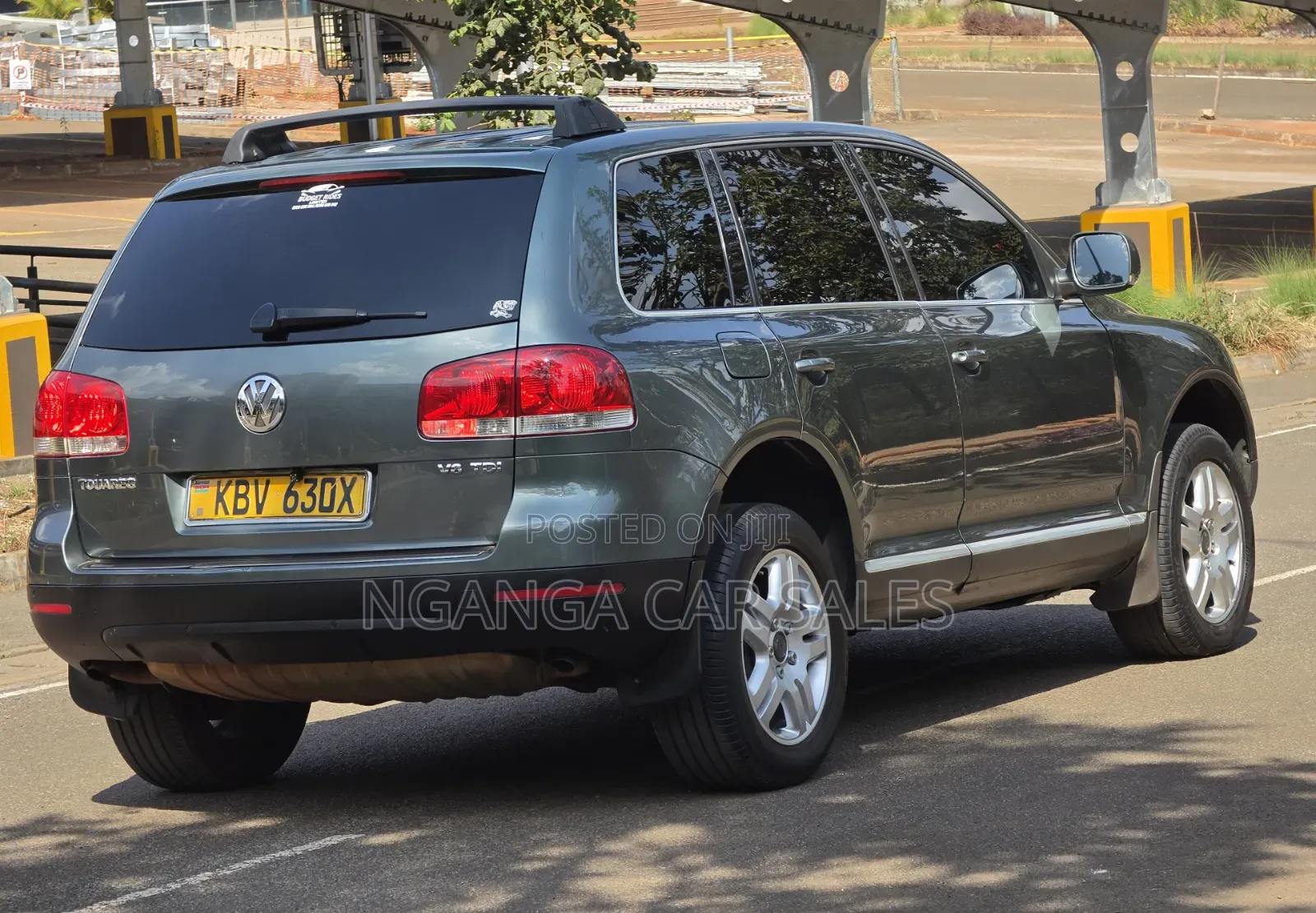Volkswagen Touareg 2016 Blue