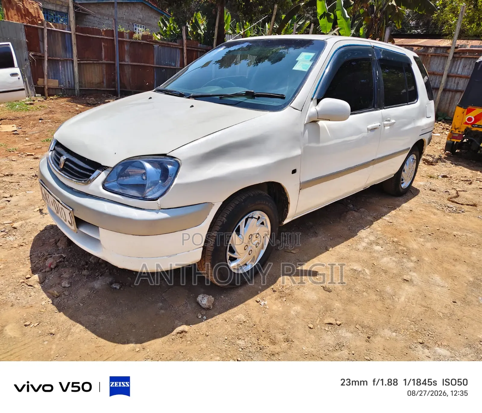 Toyota Raum 1999 White