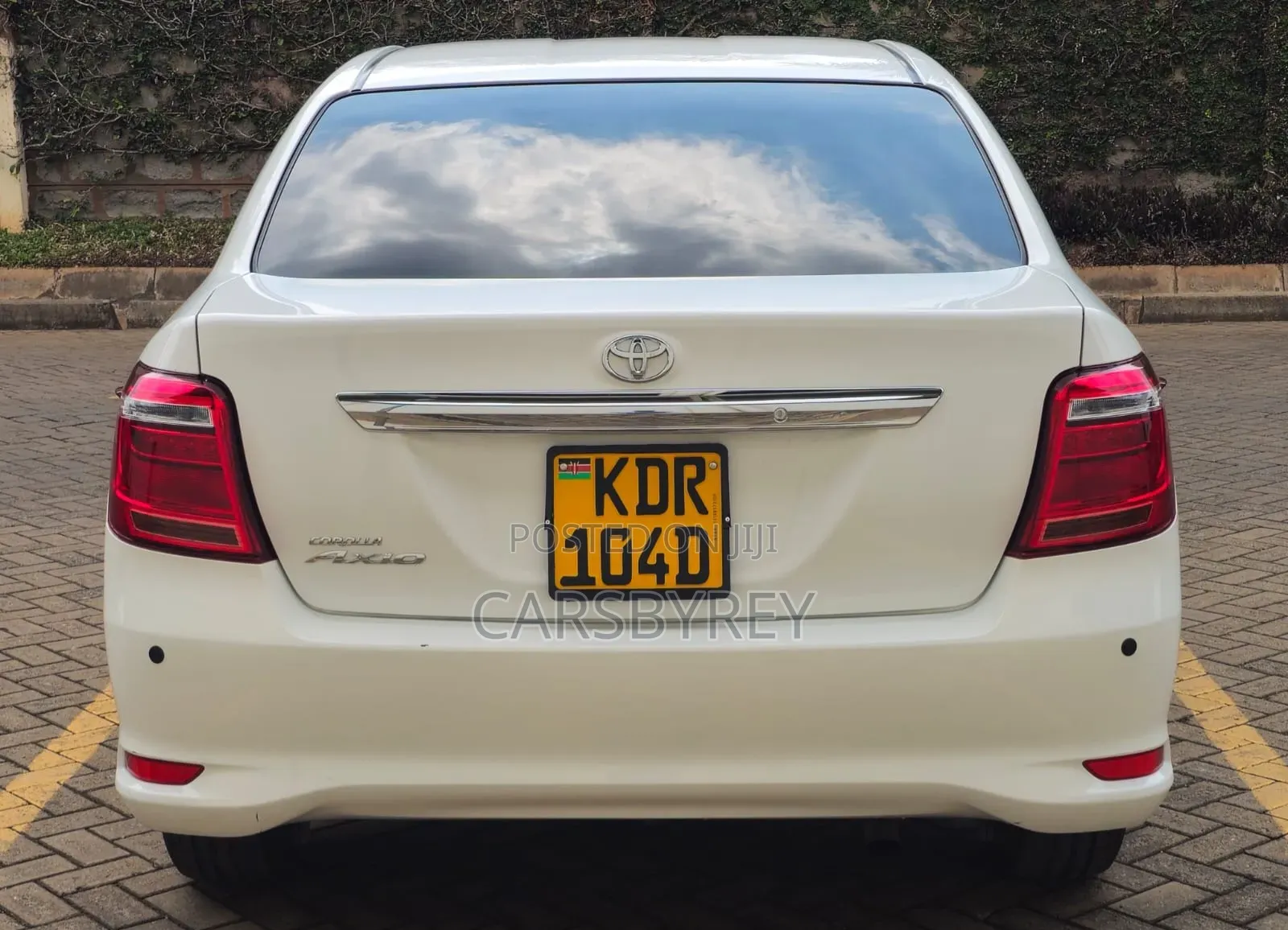 Toyota Axio 2017 White
