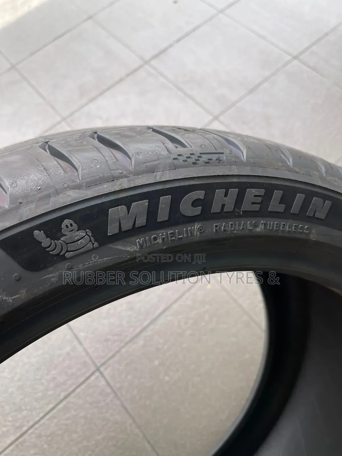 245 /40 R19 Michelin Tyres 98y Xl Pilot Sport SUV 5 RUN FLAT