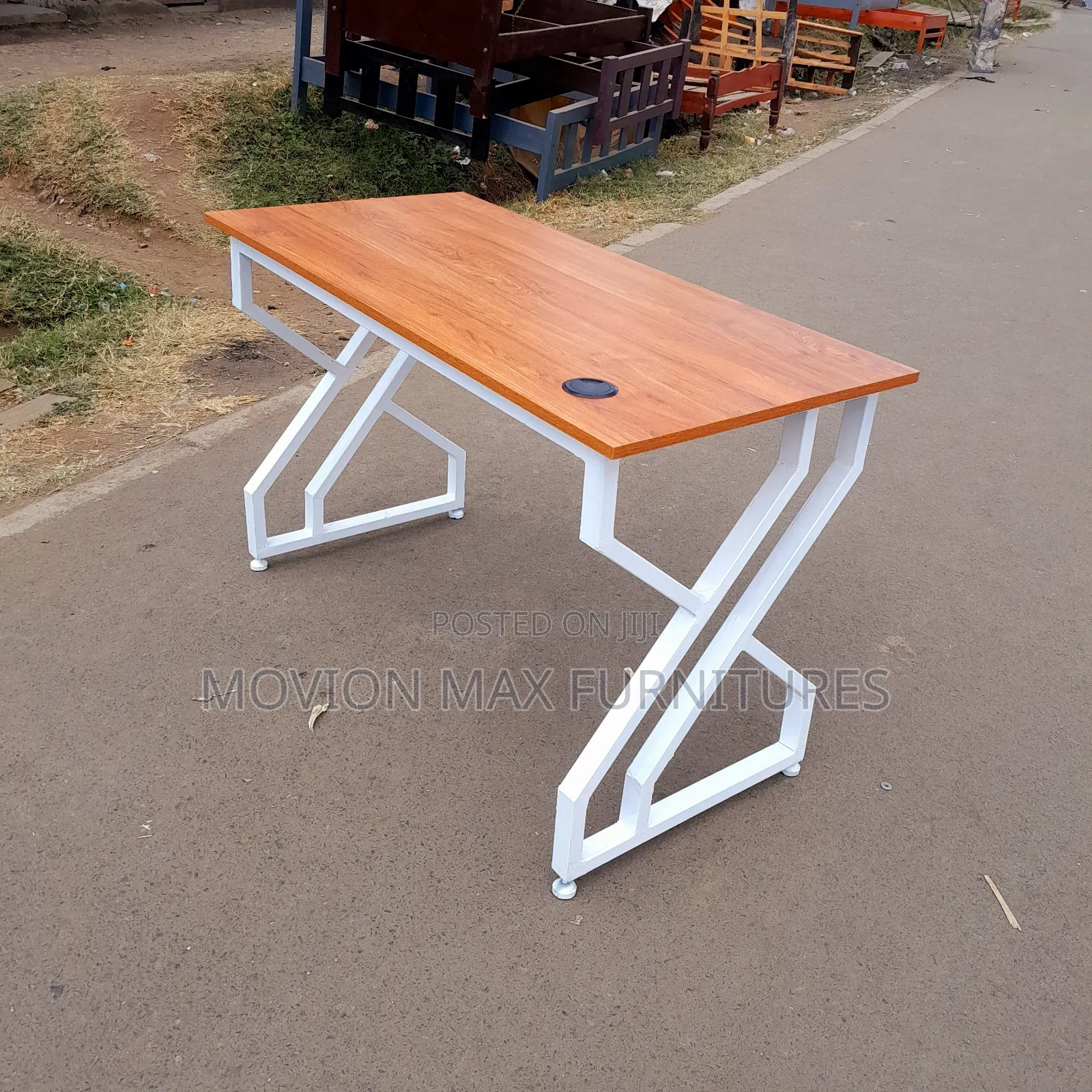 Office Desk, Moduflex Metallic Table