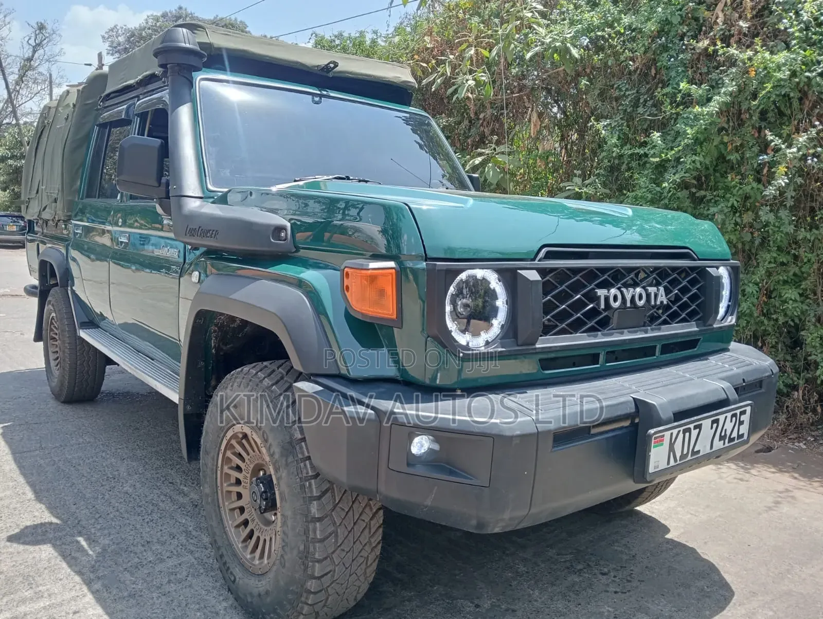 Toyota Land Cruiser 2014 Green