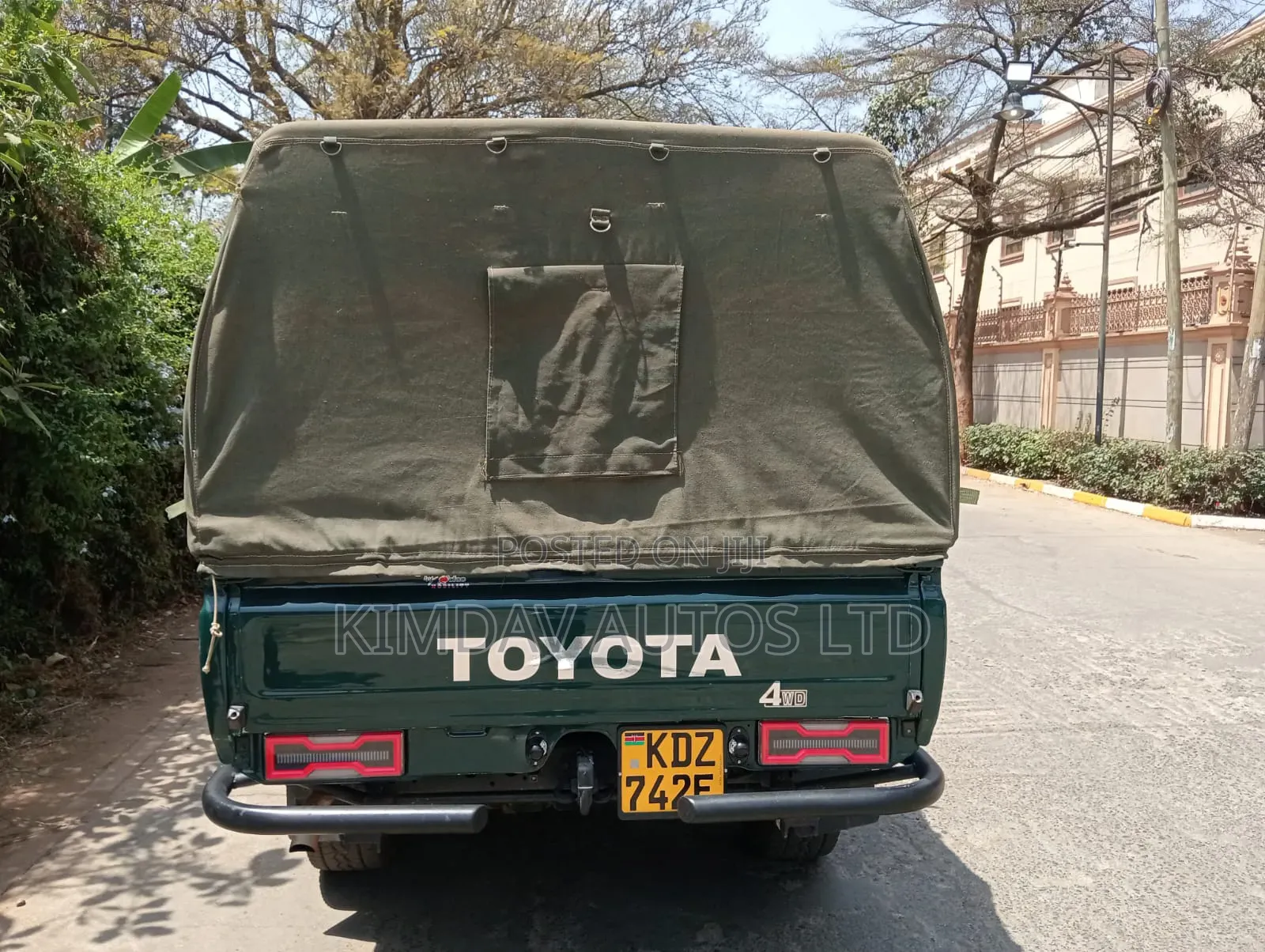Toyota Land Cruiser 2014 Green