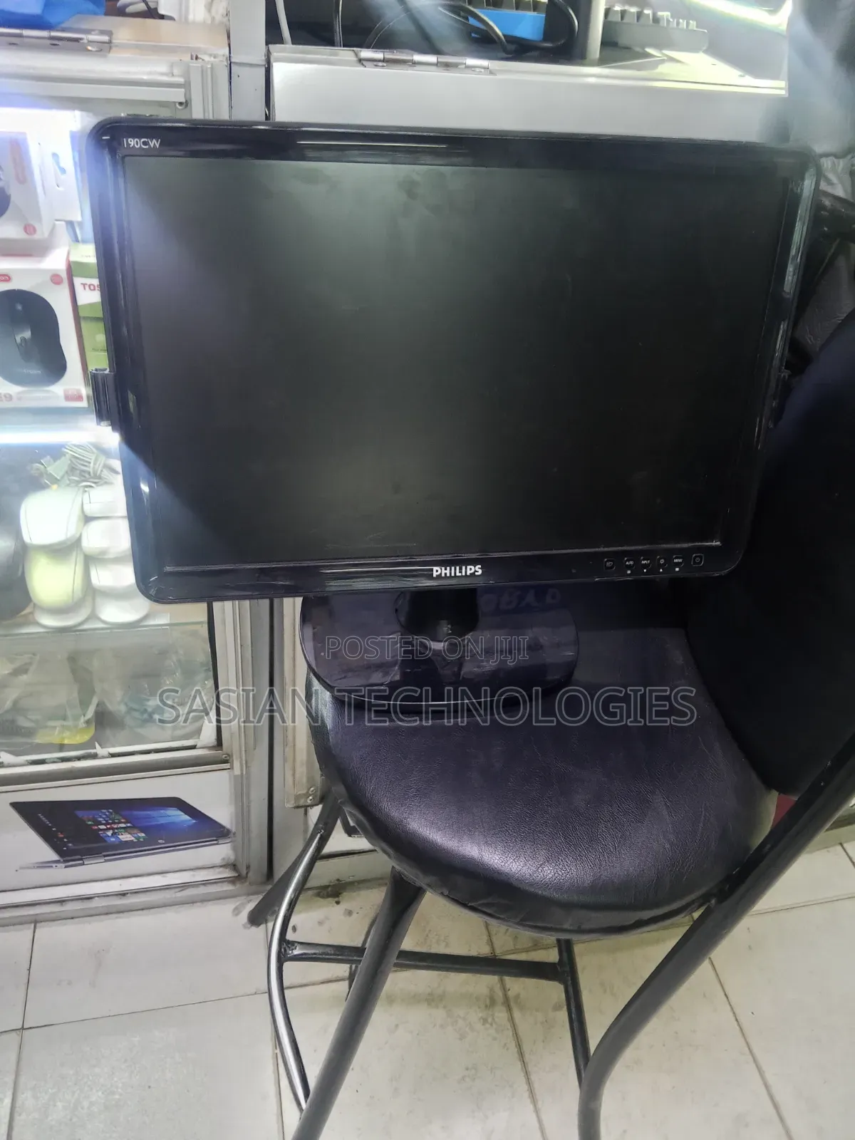 Philips 19 Inches Stretched Monitor Refurbished