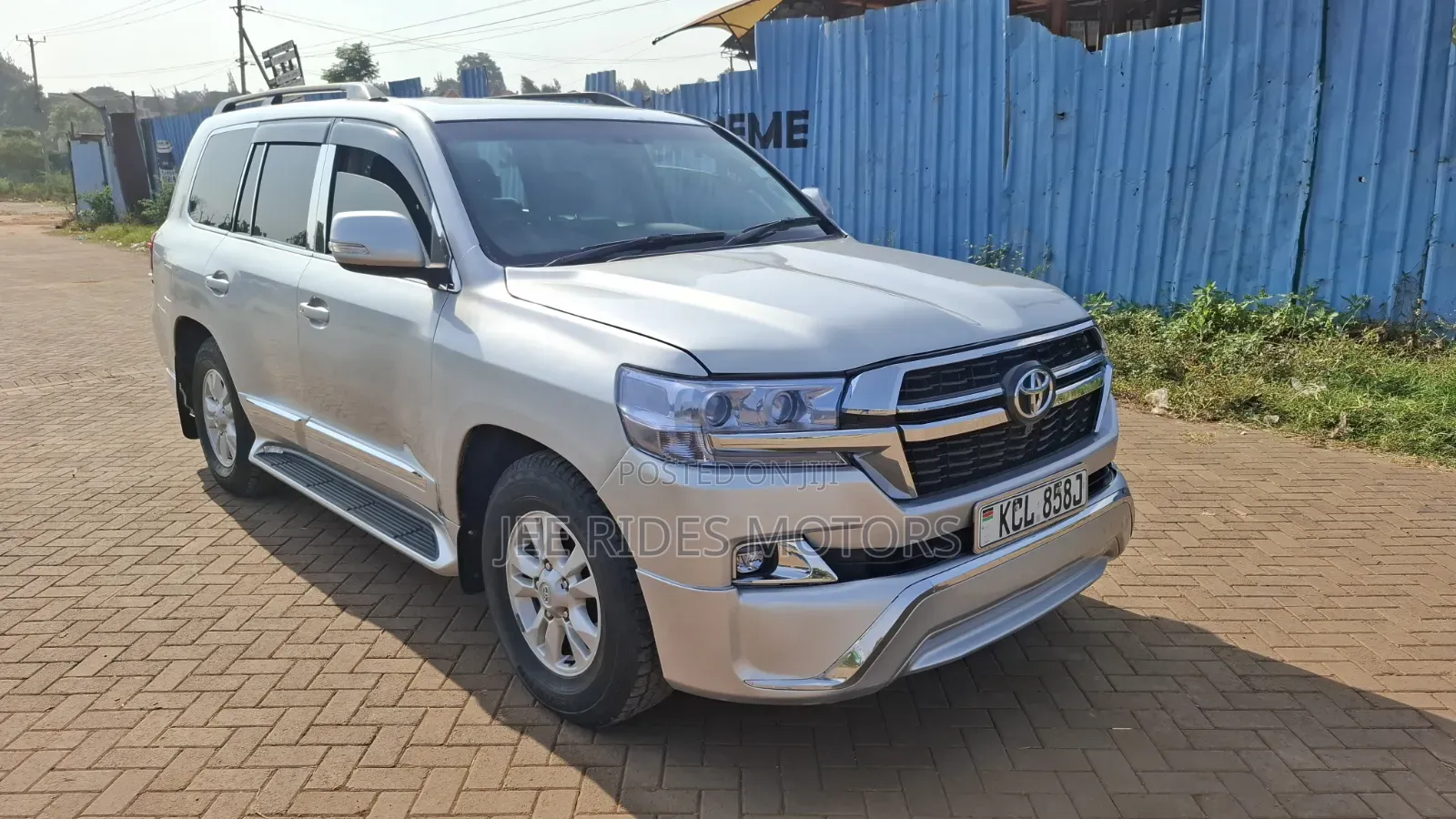 Toyota Land Cruiser 4.6 V8 ZX 2010 Silver