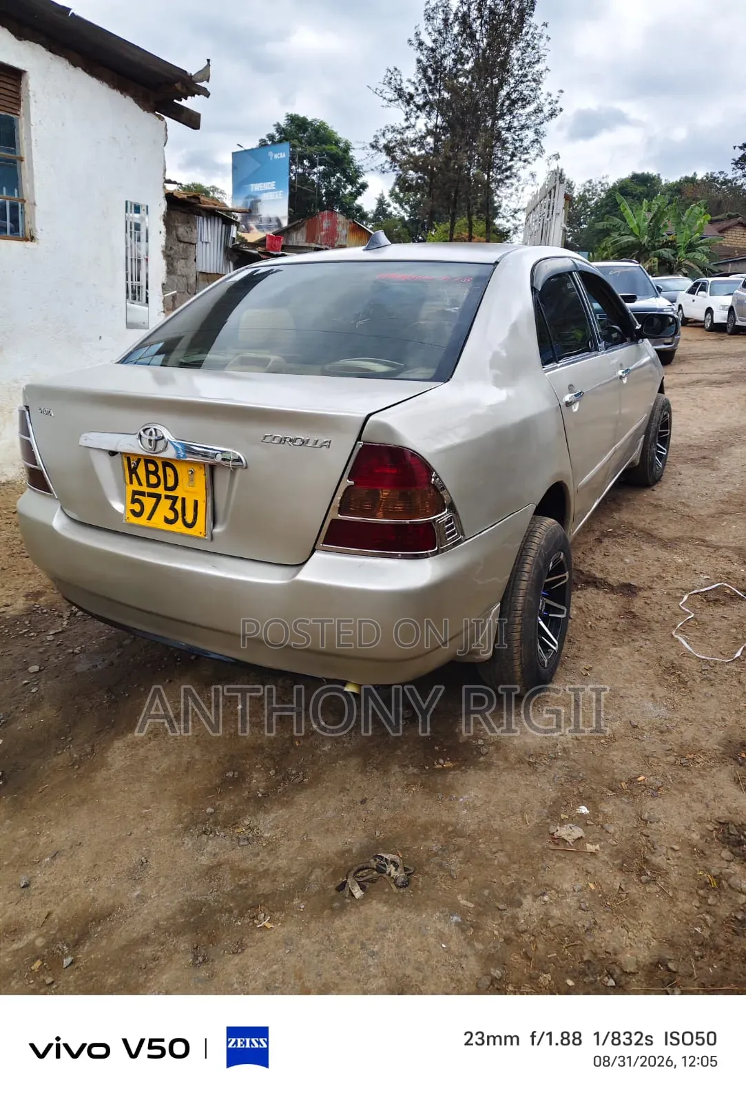 Toyota Corolla 2004 Gold