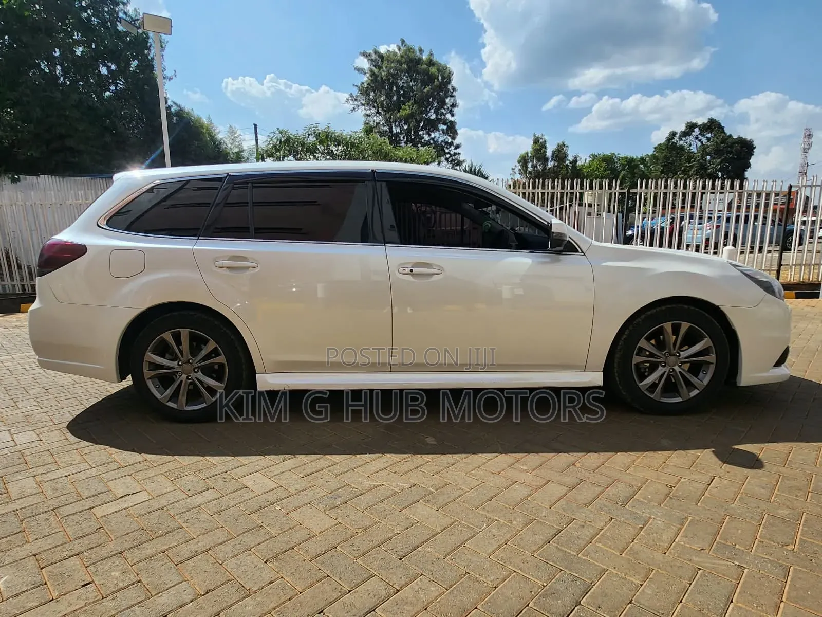 Subaru Legacy 2.5i Limited 2013 Pearl