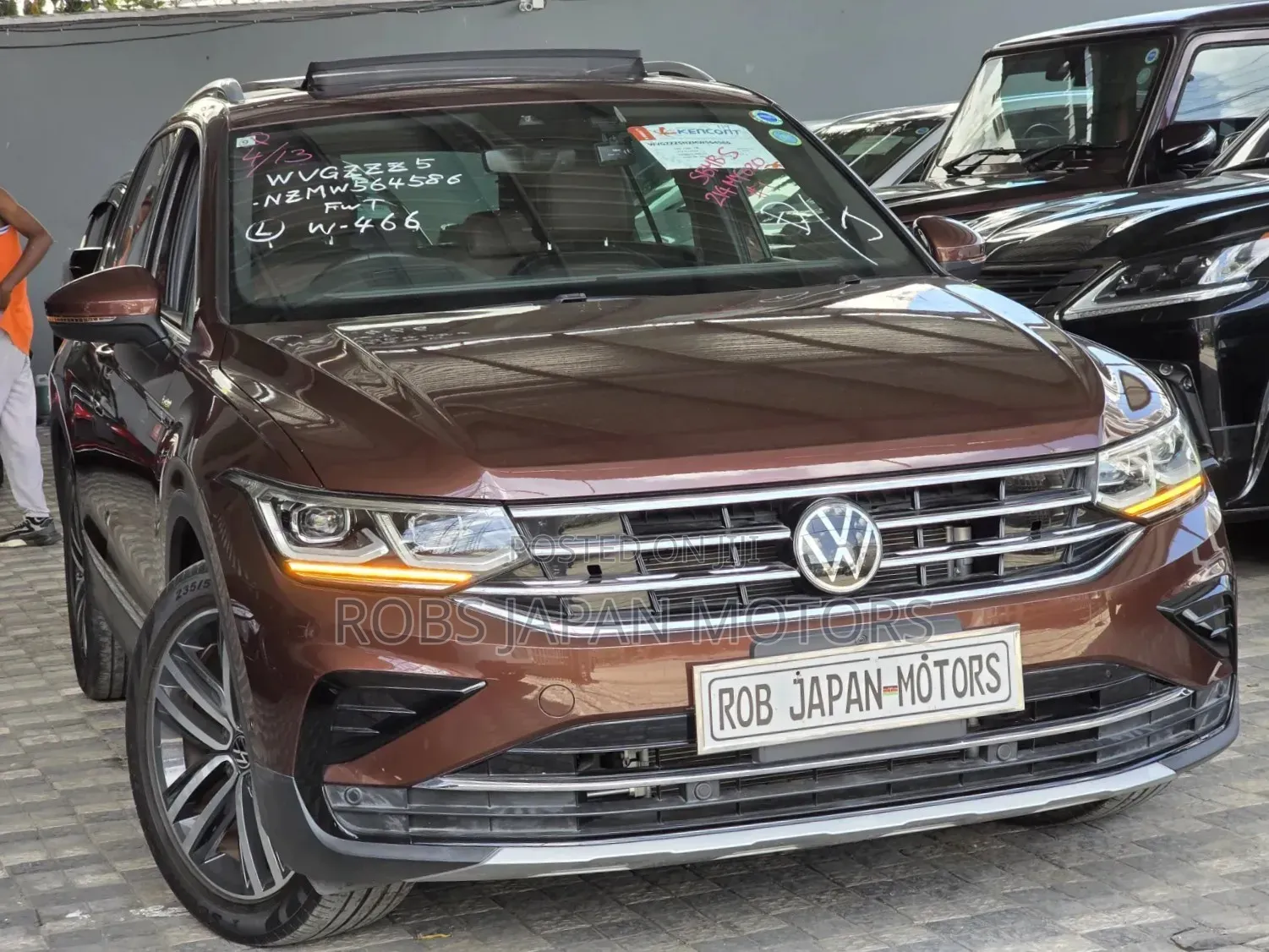 Volkswagen Tiguan 2.0T SE 2021 Brown
