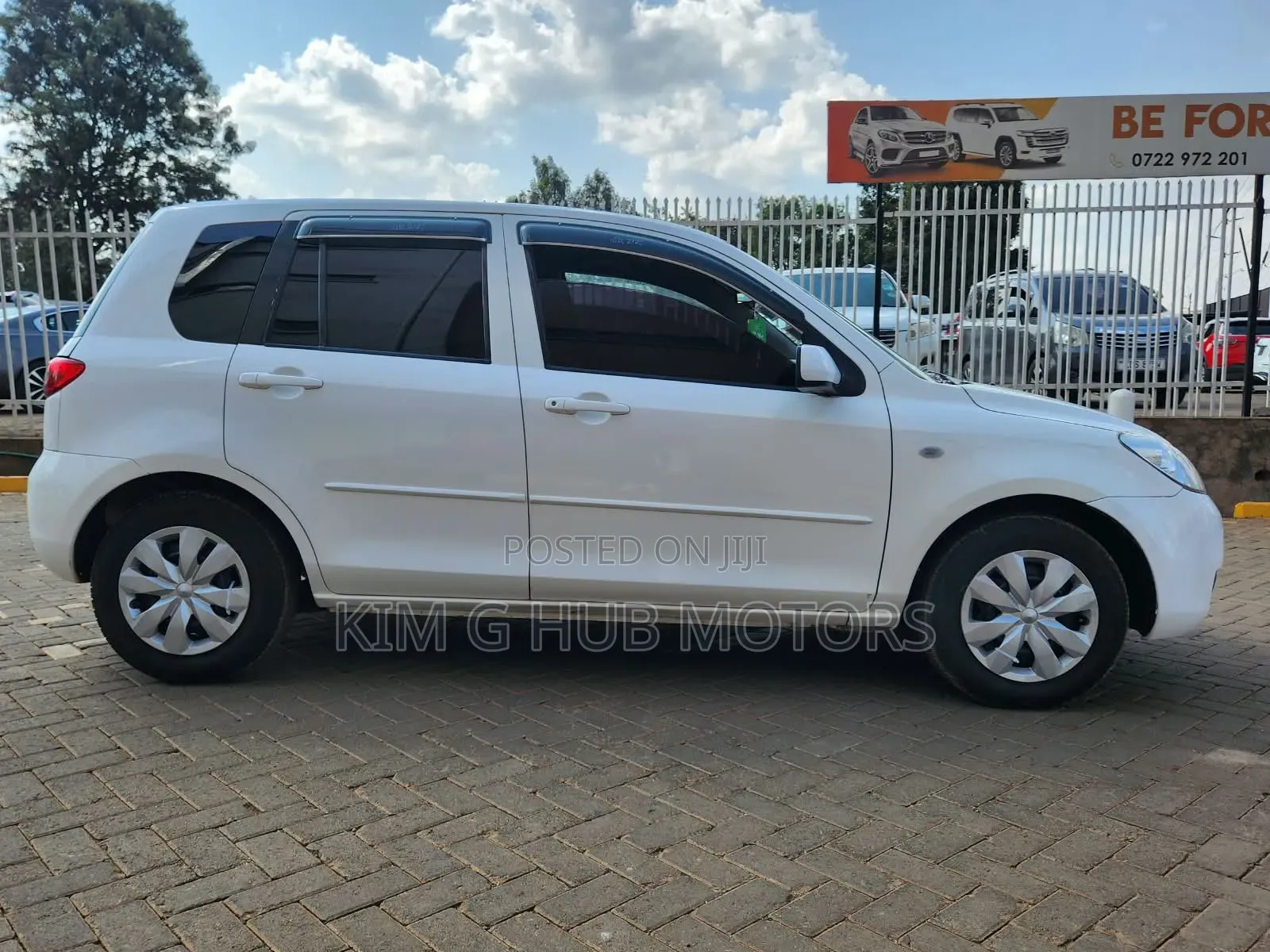 Mazda Demio 2006 Pearl