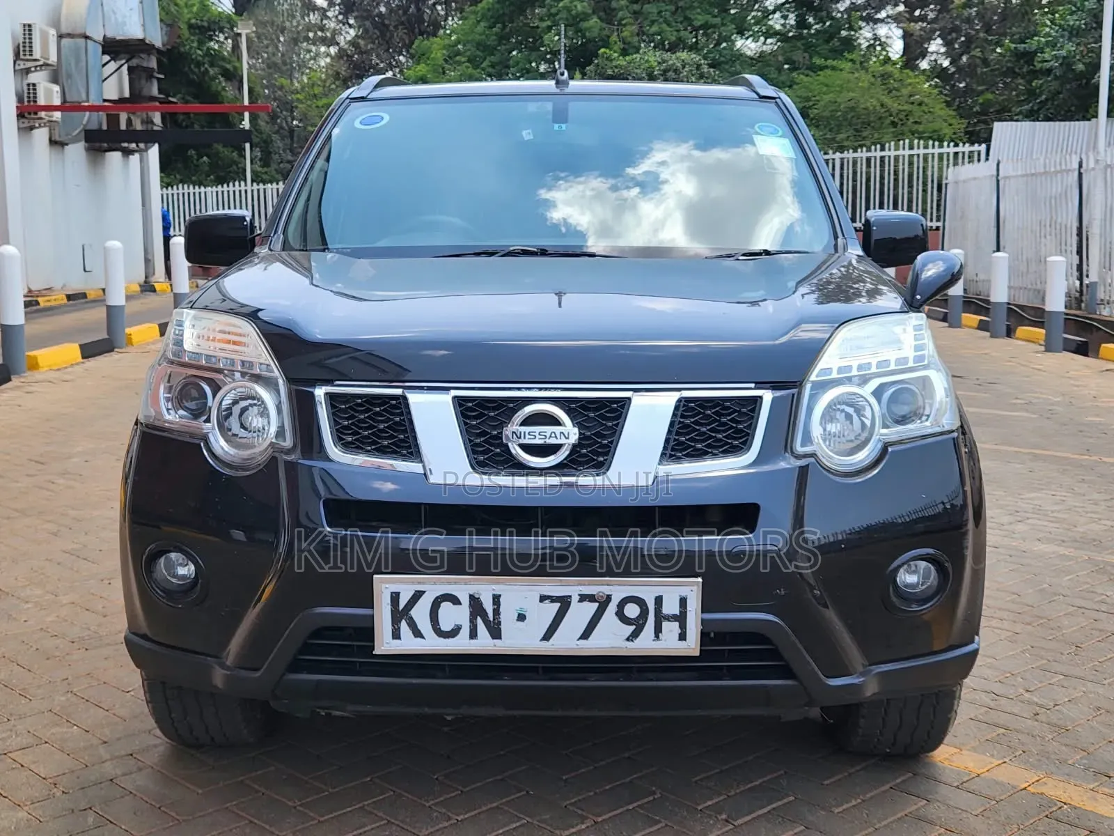 Nissan X-Trail 2.0 Petrol XE 2010 Black
