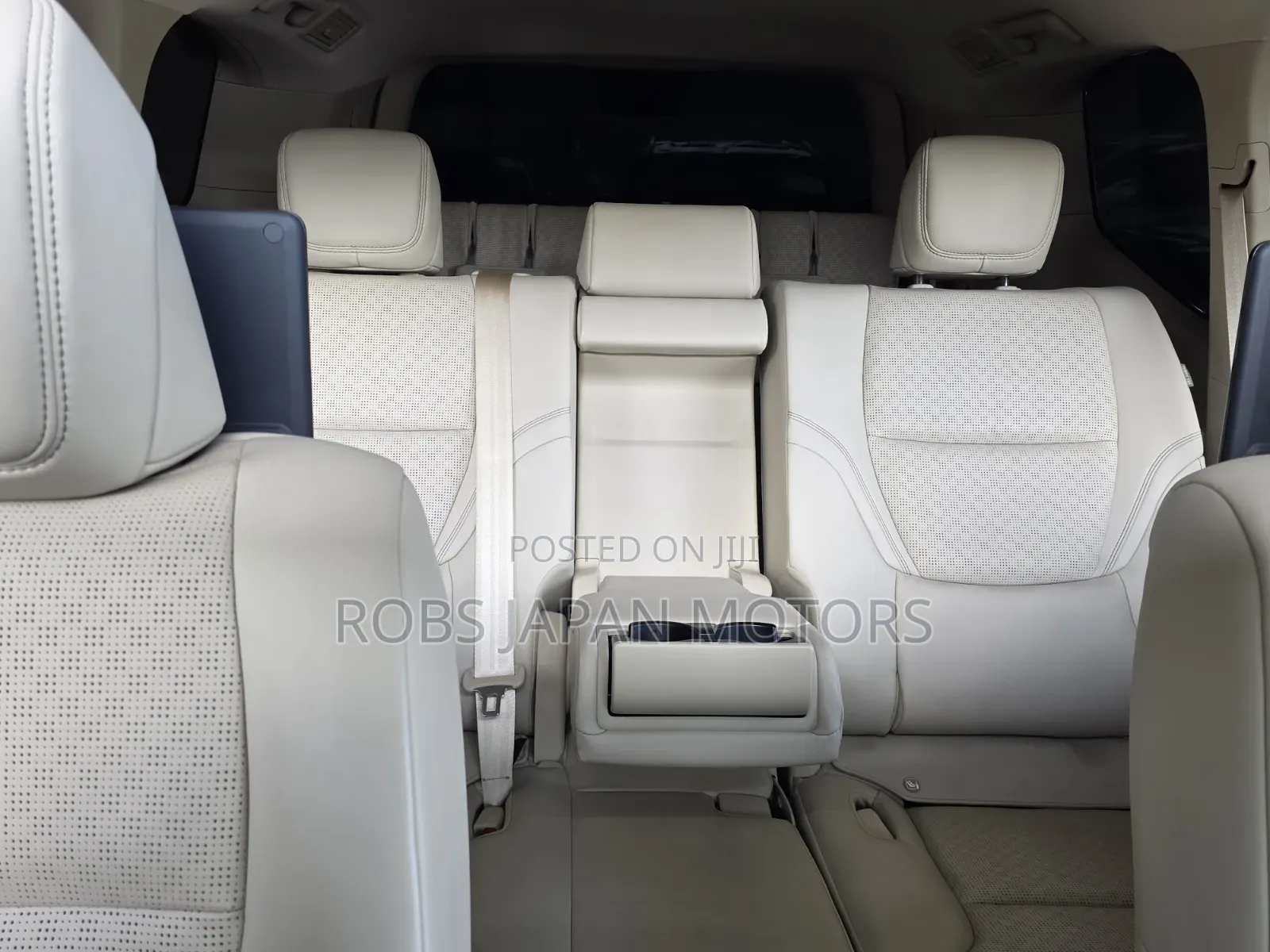 Toyota Land Cruiser 3.5 Petrol 4WD 2022 Pearl