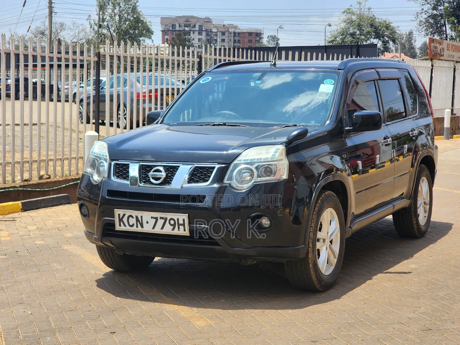 Nissan X-Trail 2.5 Petrol 4x4 SE 2010 Black
