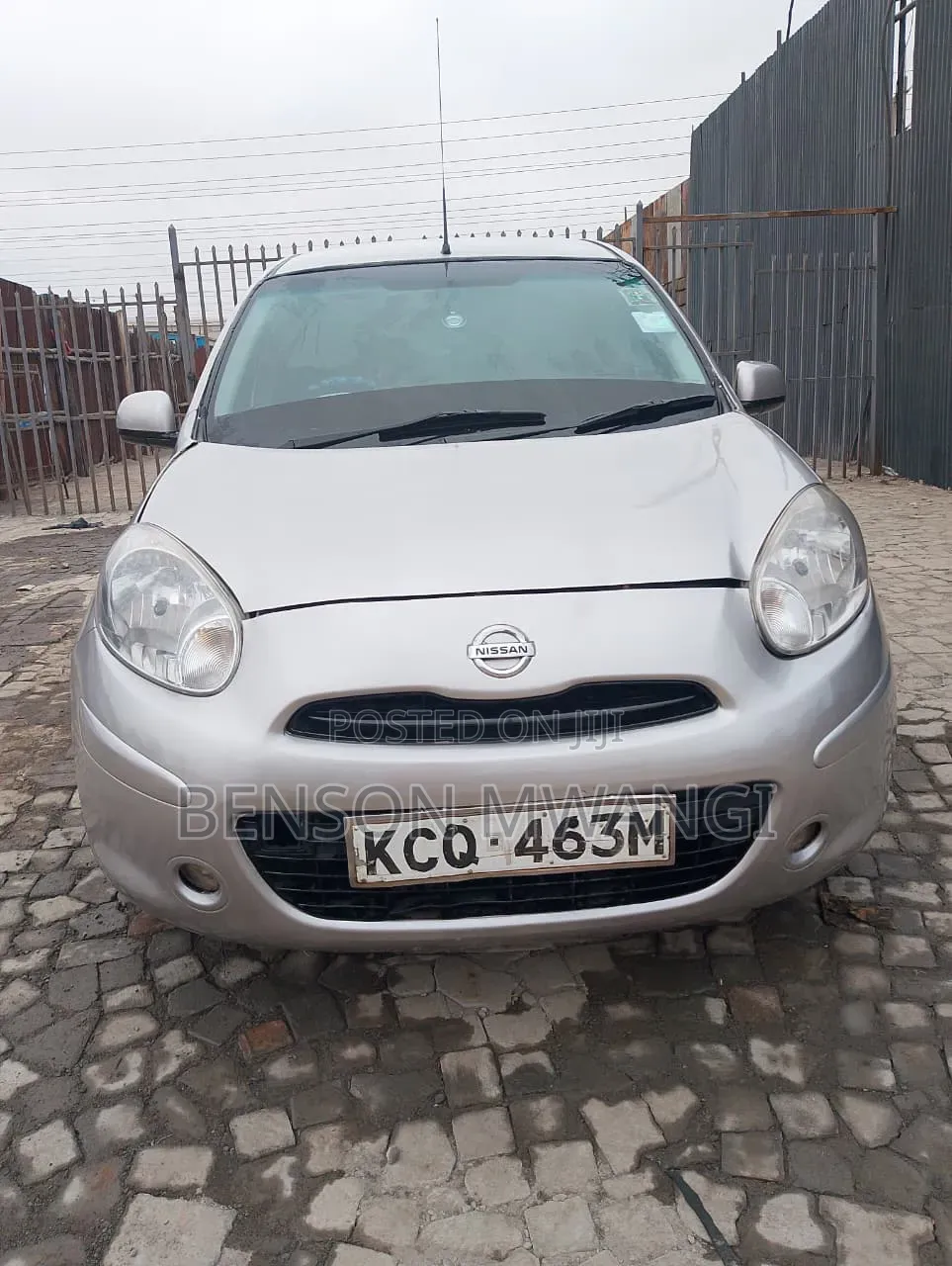 Nissan March 1.2 AWD 2012 Beige