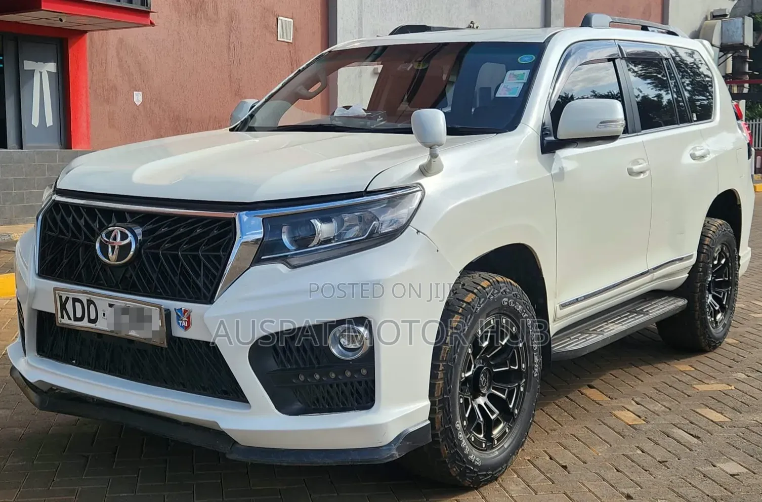 Toyota Land Cruiser Prado 2014 White