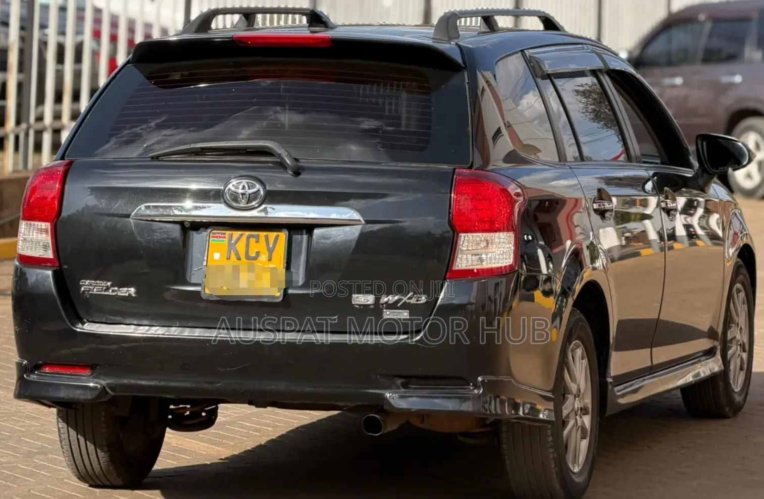 Toyota Corolla Fielder 1.8 Petrol FWD 2013 Black