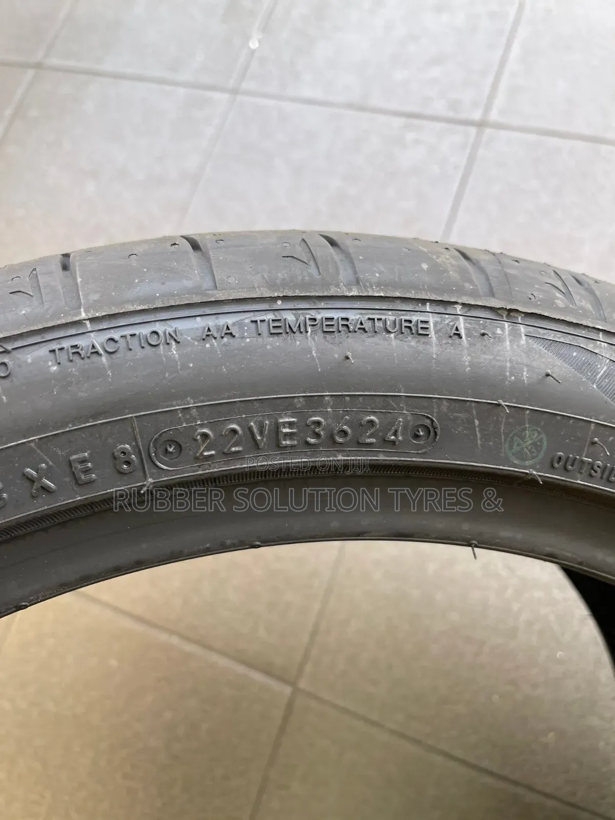 225 /45 R19 TOYO TIRES 96Y Made in Japan