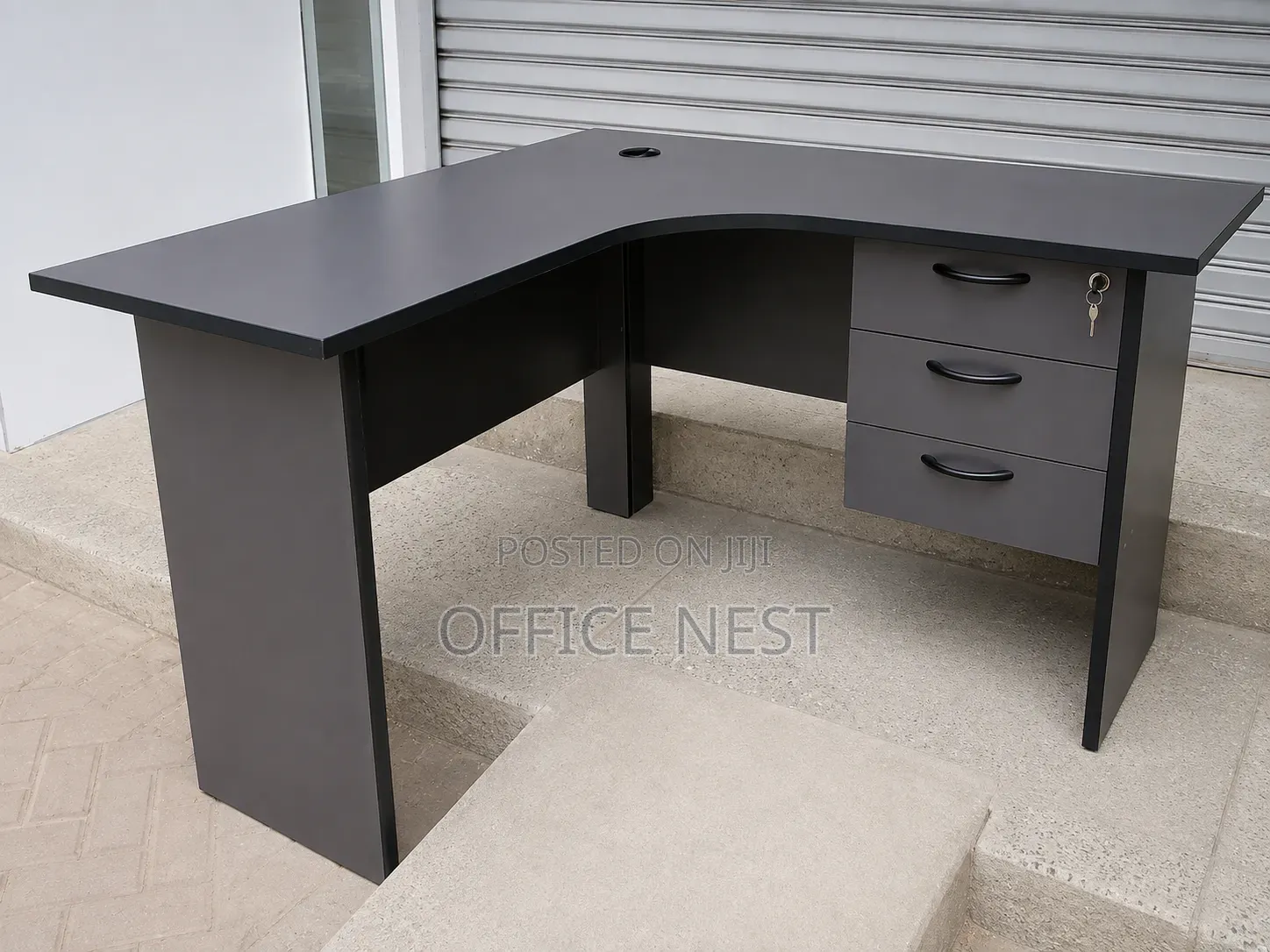 Modern Executive L-Shaped Office Desk Workstation