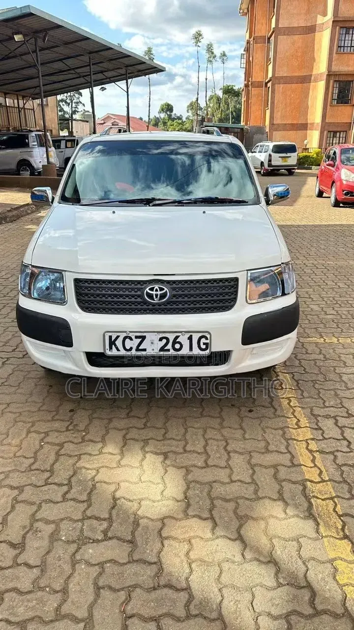 Toyota Succeed 2013 White