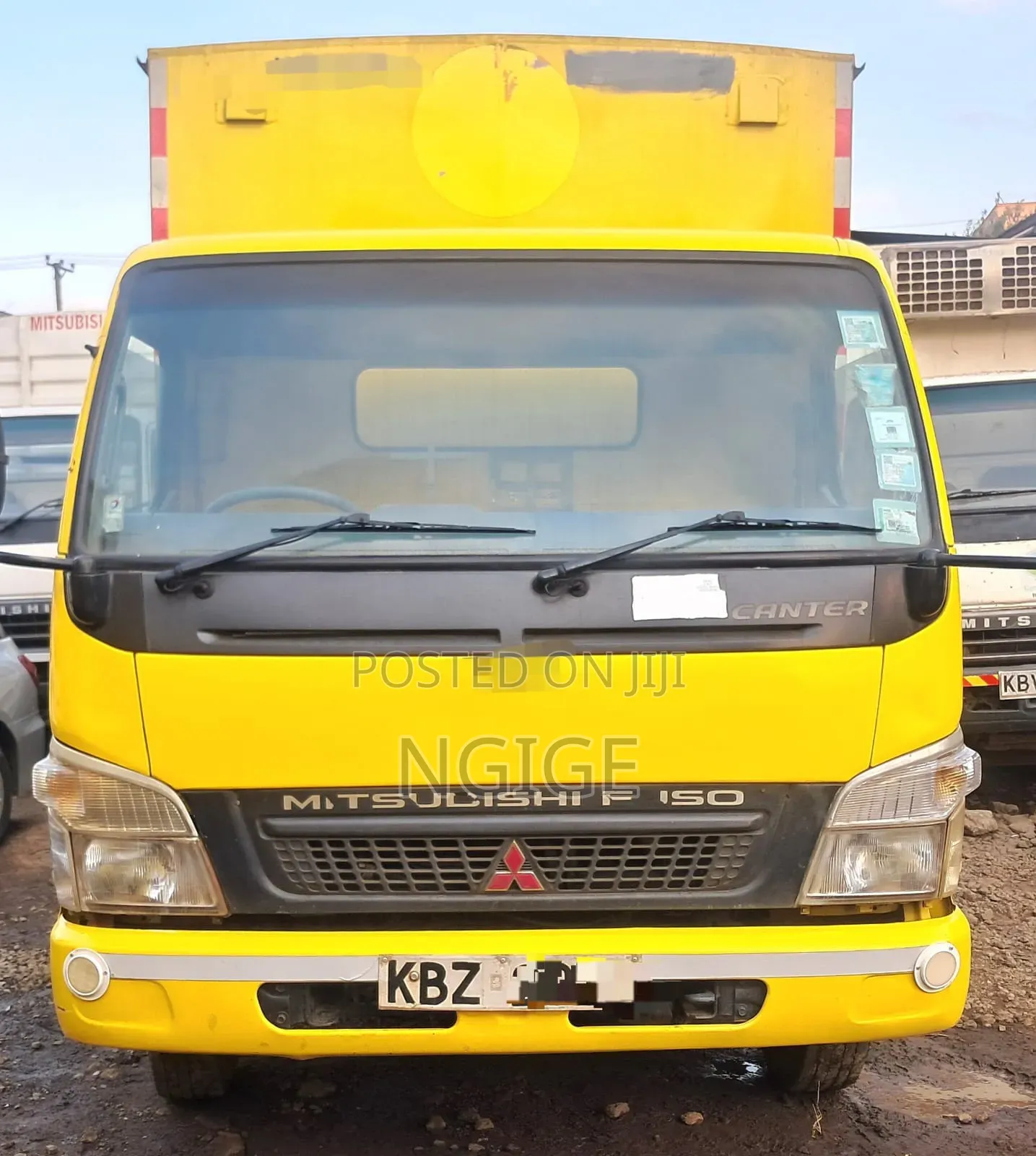 Mitsubishi Canter Fe84 Lorry