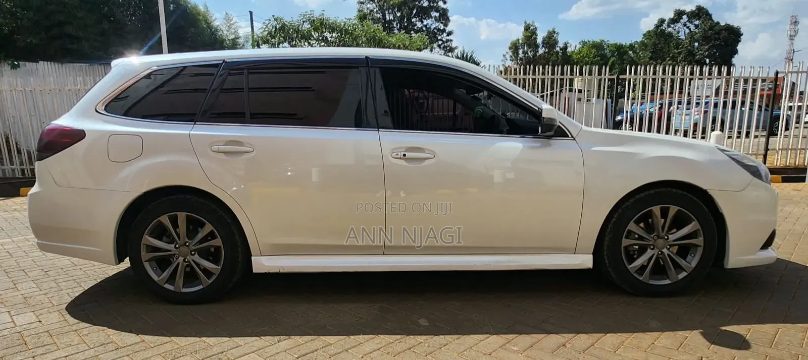 Subaru Legacy 2013 Pearl