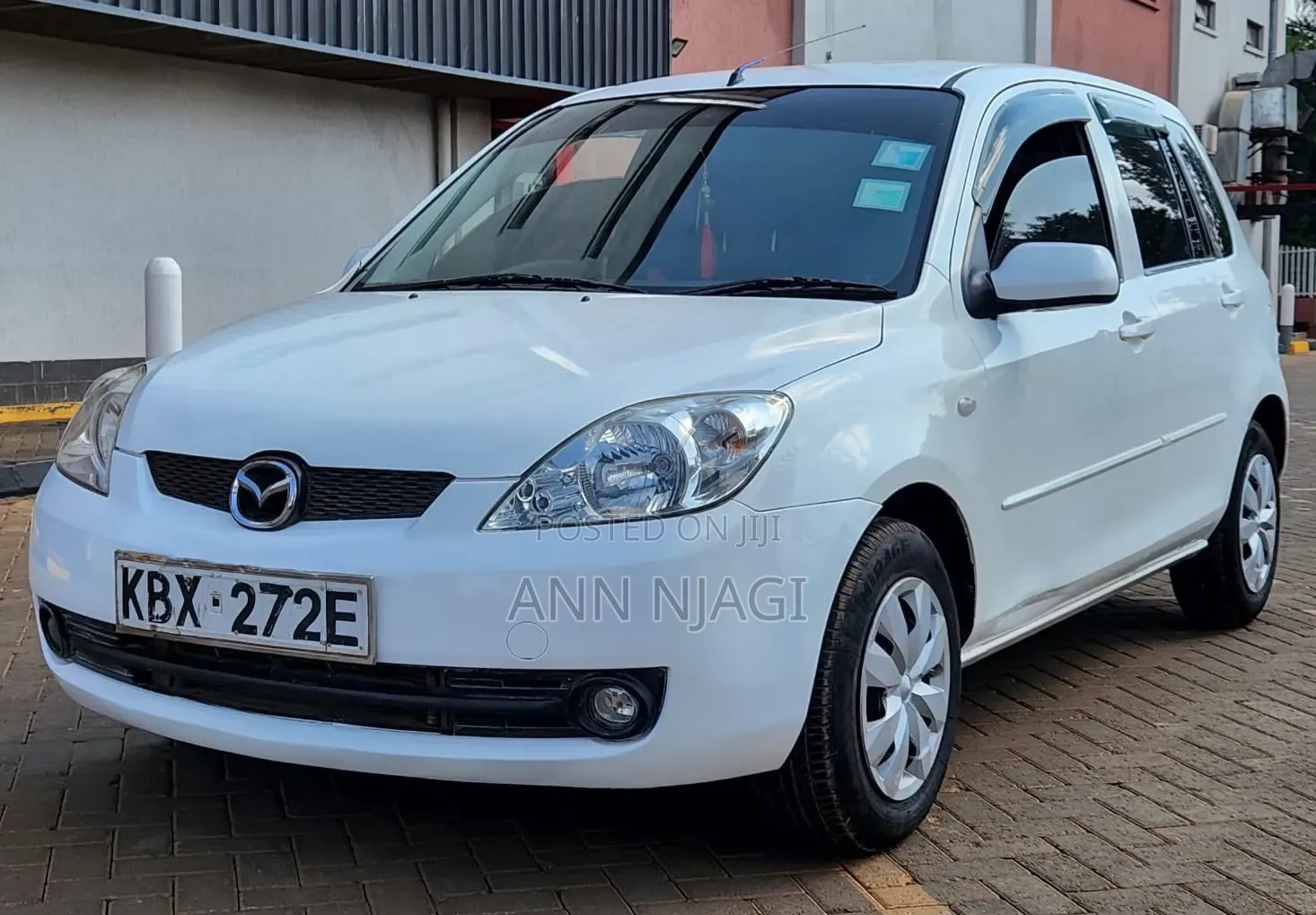 Mazda Demio 2006 Pearl