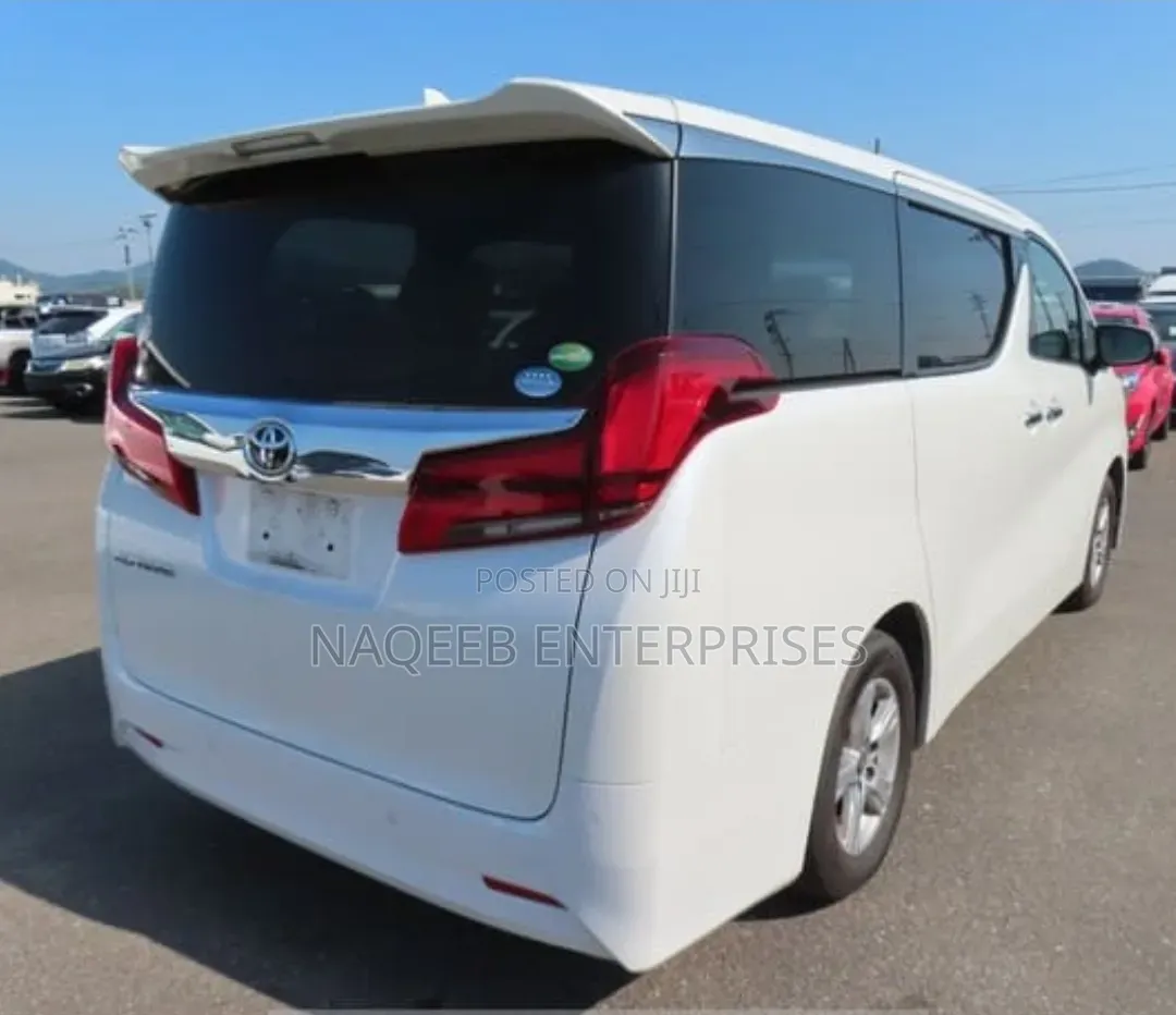 Toyota Alphard 2.5 Petrol FWD 2019 White