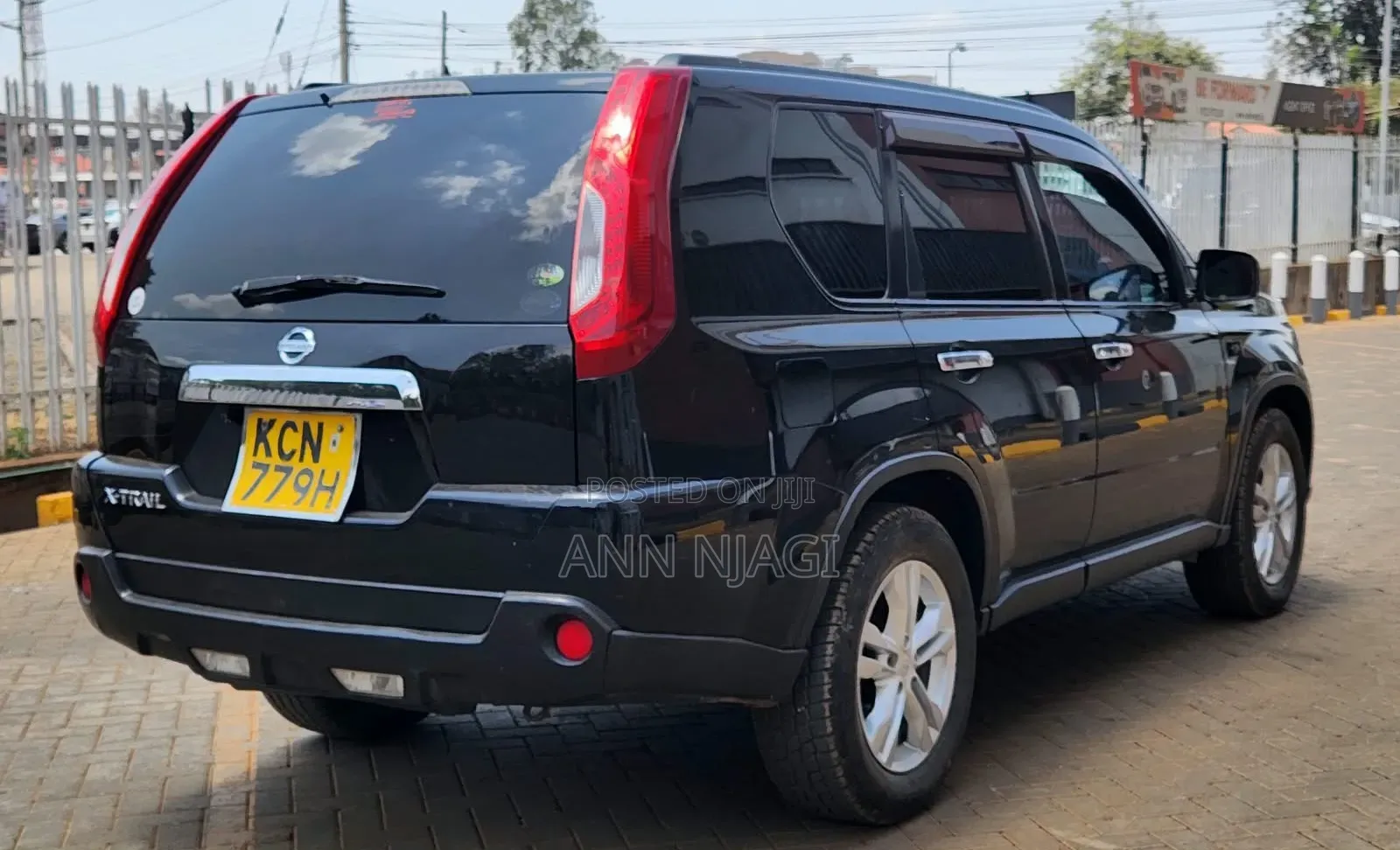 Nissan Serena 2010 Black