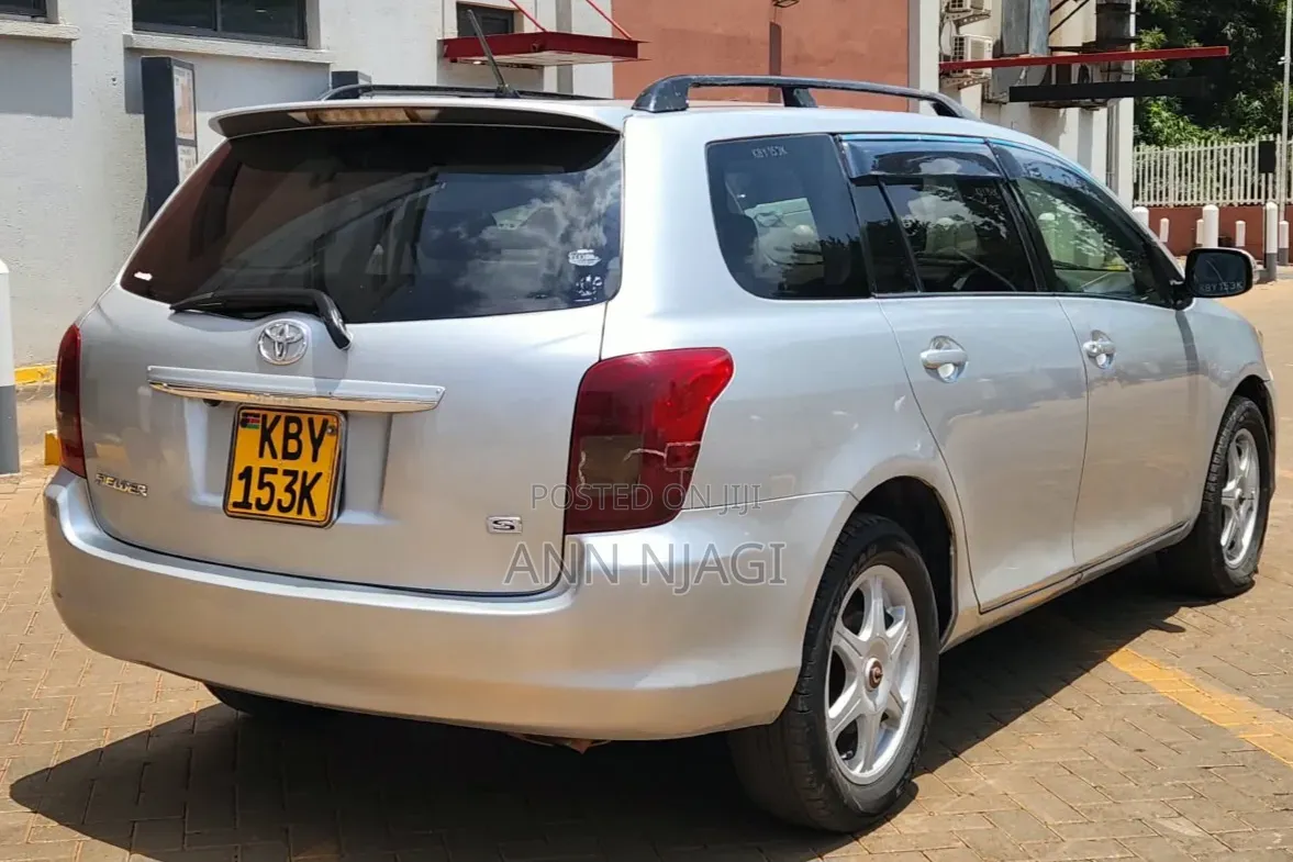 Toyota Corolla Fielder 1.8 Petrol FWD 2007 Silver