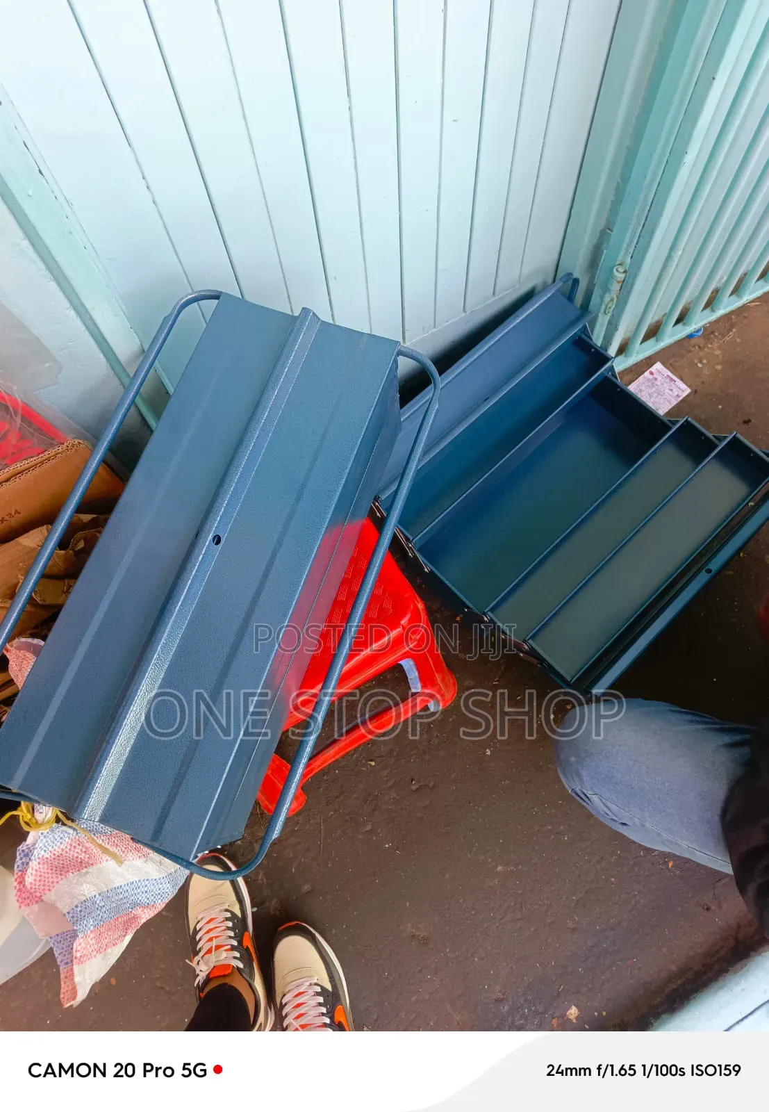 5 Multi-Tier Cantilever Metal Tool Box