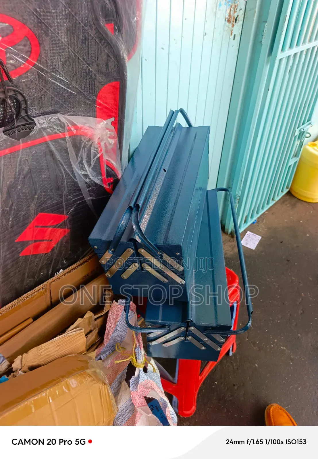 5 Multi-Tier Cantilever Metal Tool Box