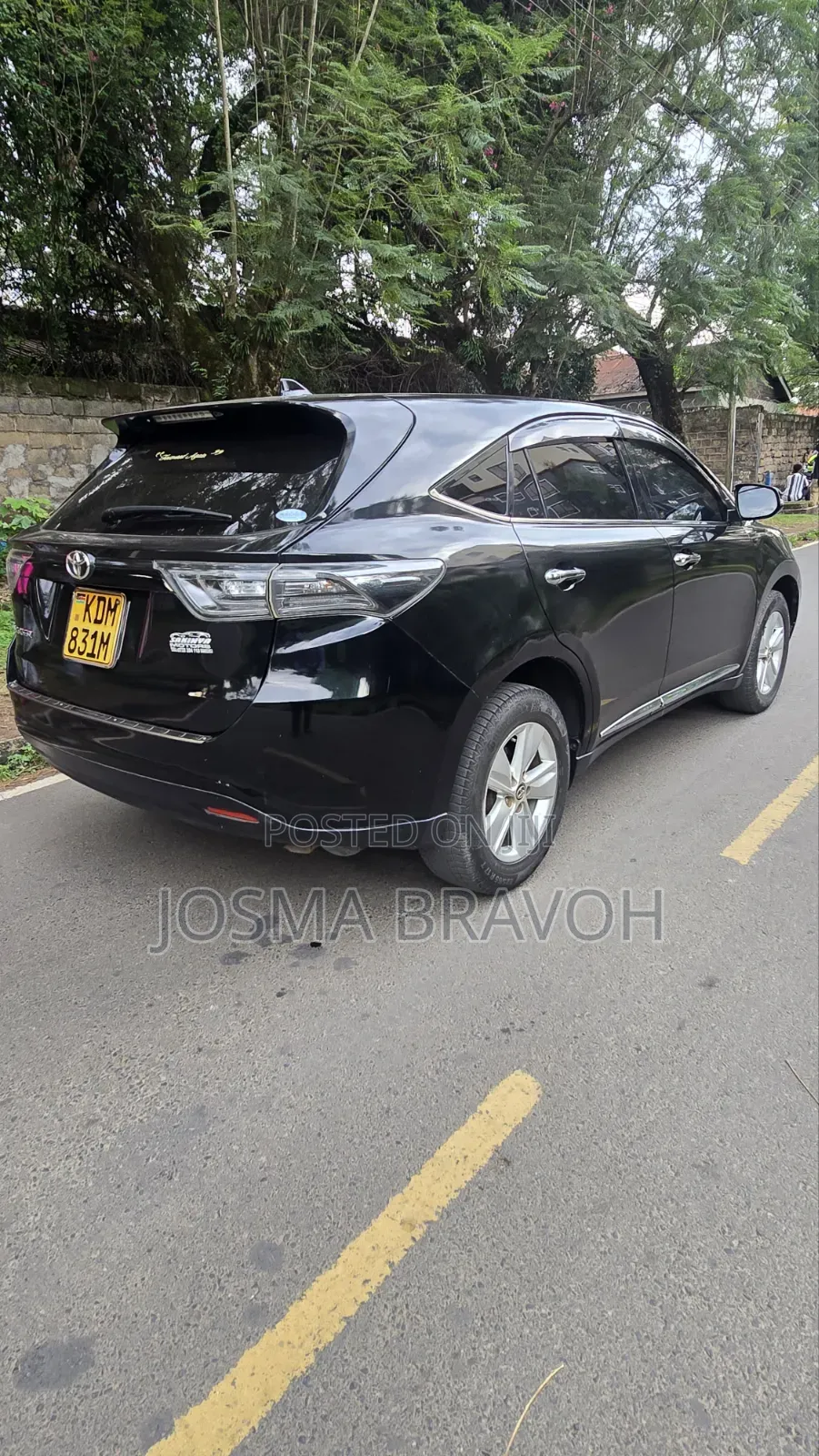 Toyota Harrier 2.0 2015 Black