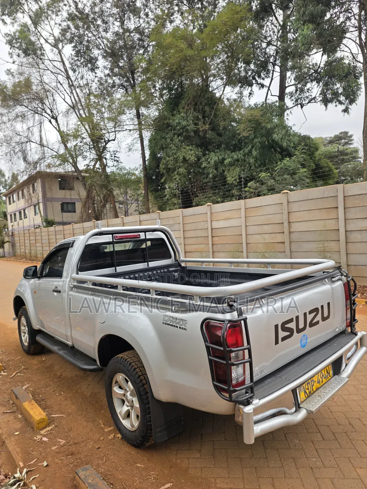 Isuzu D-MAX 2024 Silver