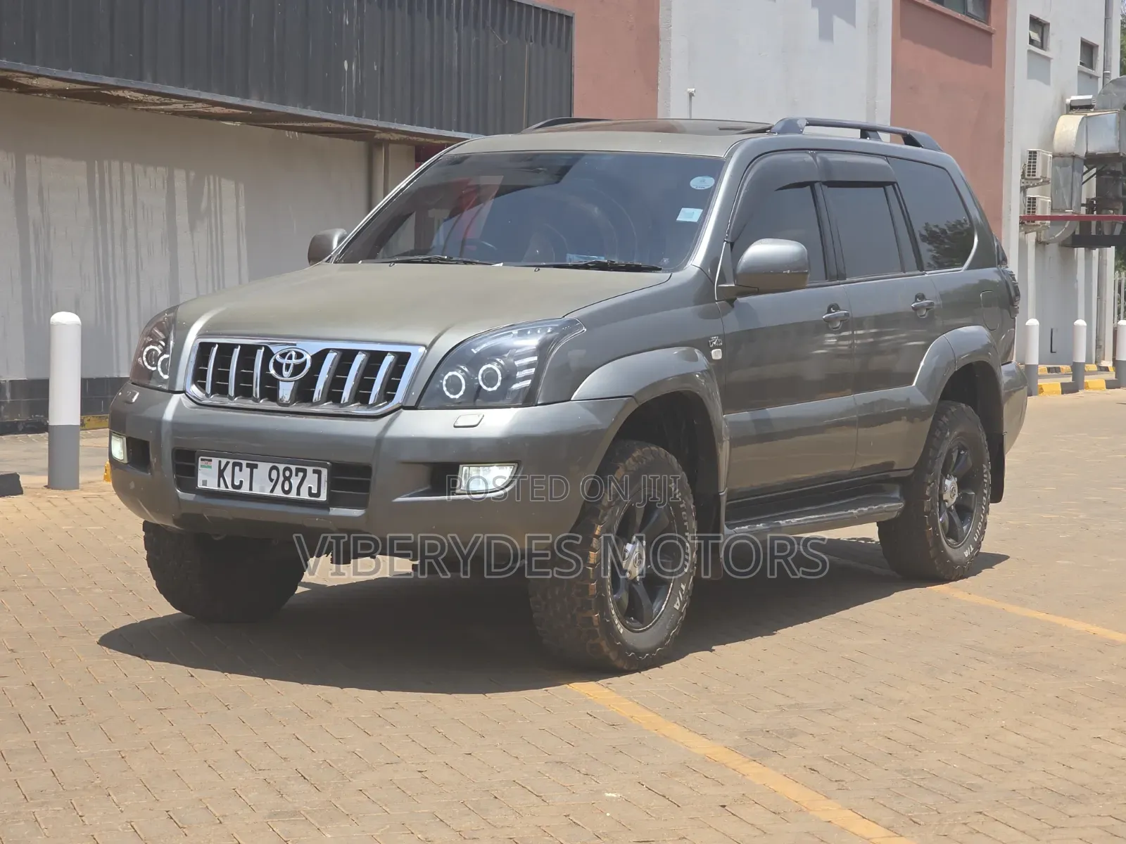 Toyota Land Cruiser Prado 2008 Gray