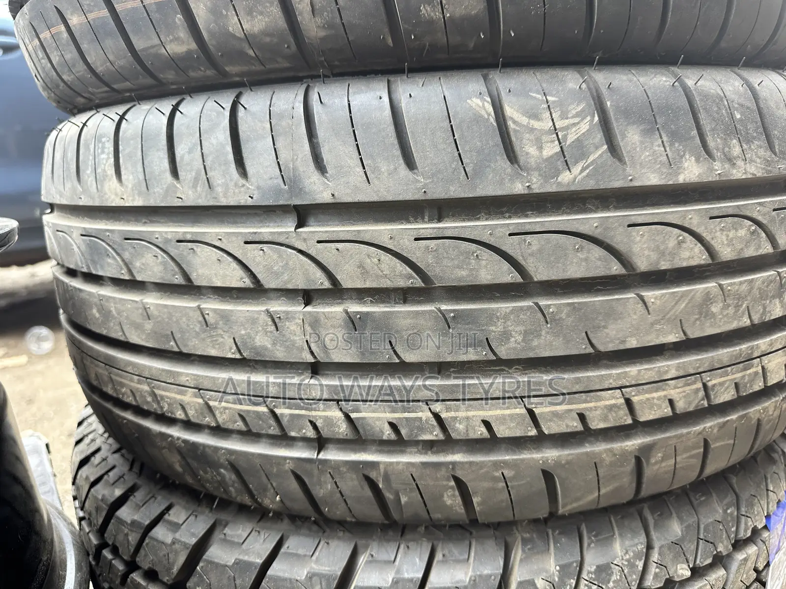 245/45r18 Goodard