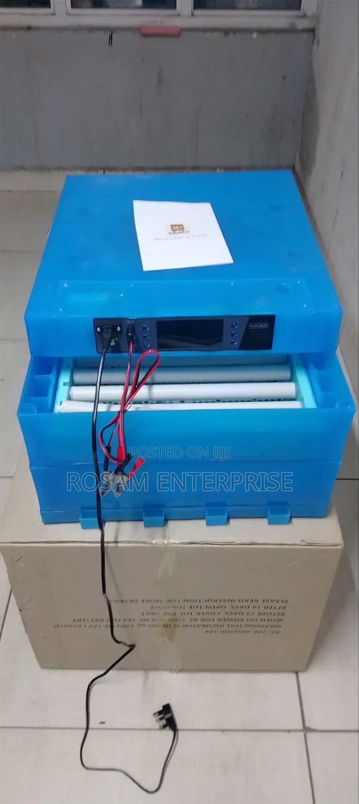 Incubator 128Egg Capacity