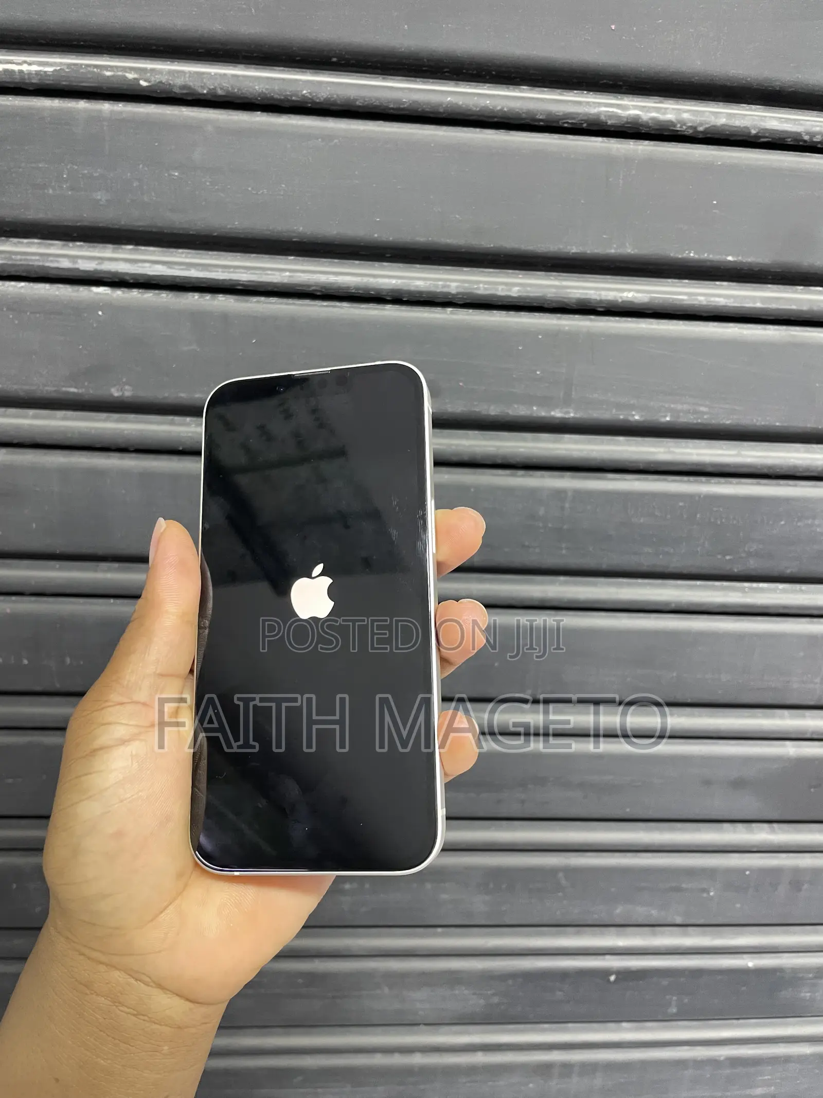Apple iPhone 13 256 GB White