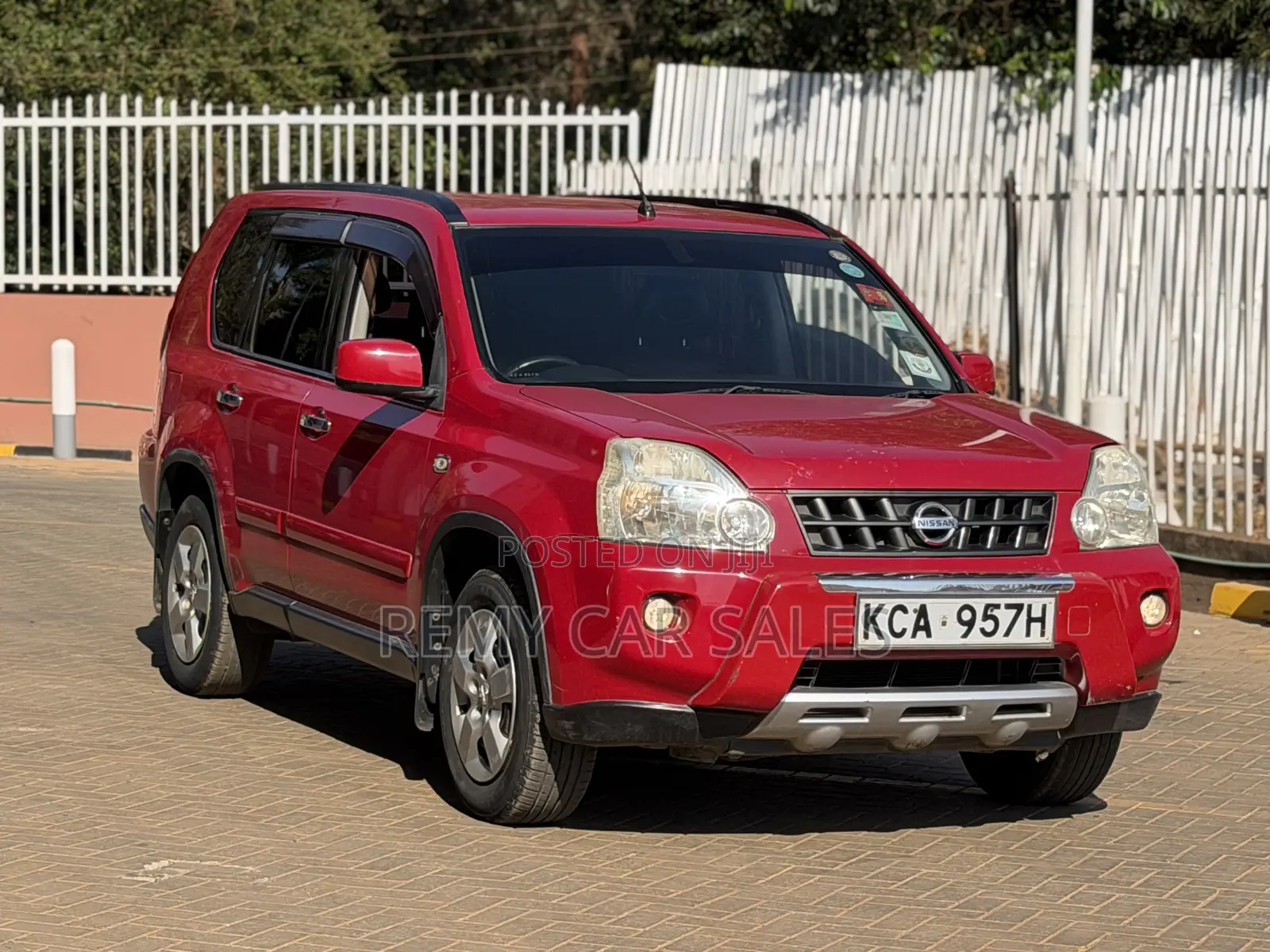 Nissan X-Trail 2007 Red