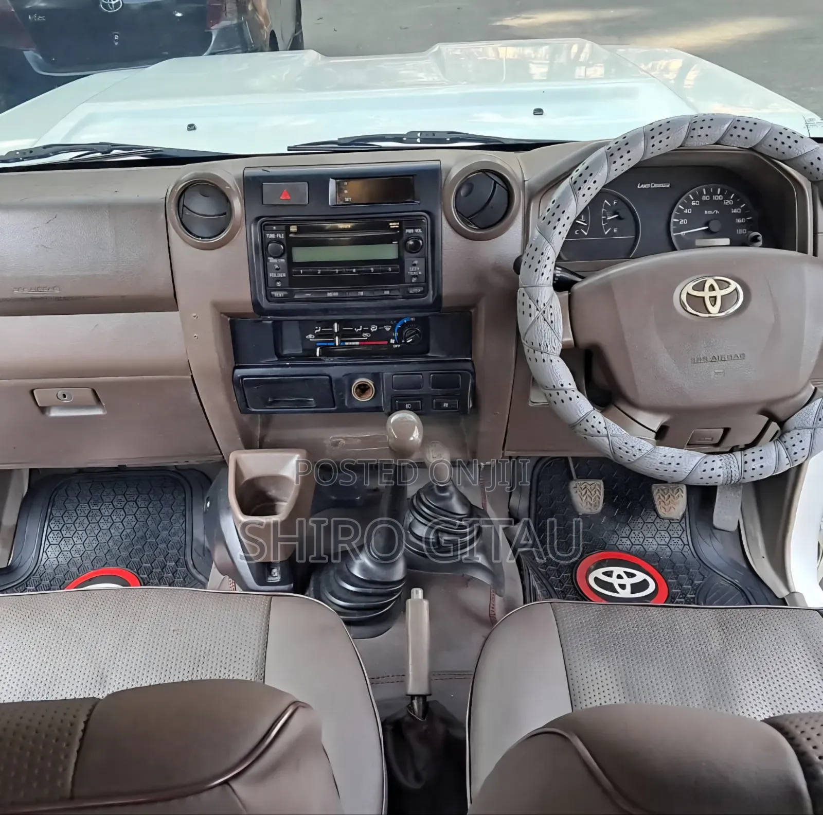Toyota Land Cruiser 2012 White