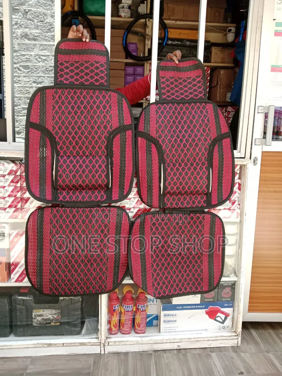 2pc Breathable Woven Fabric With Diamond Pattern and Dark Borders