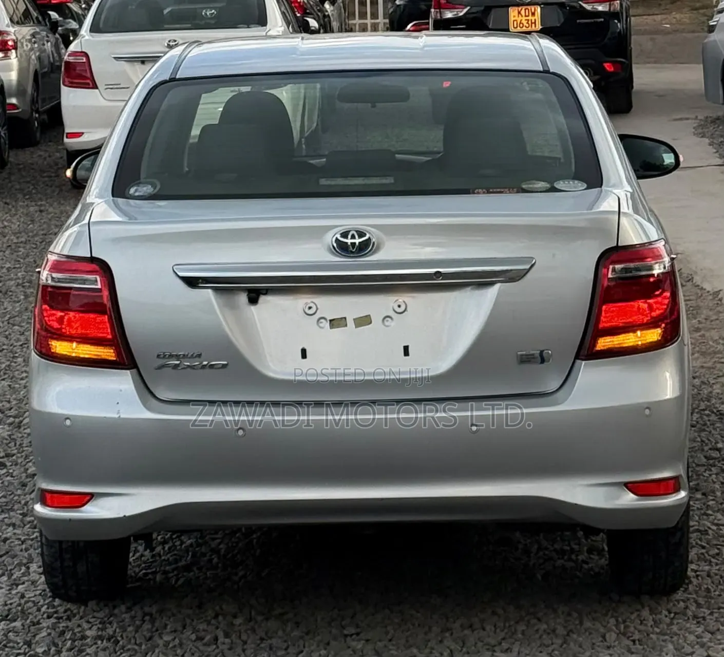 Toyota Axio 1.5 Hybrid G 2WD 2019 Silver