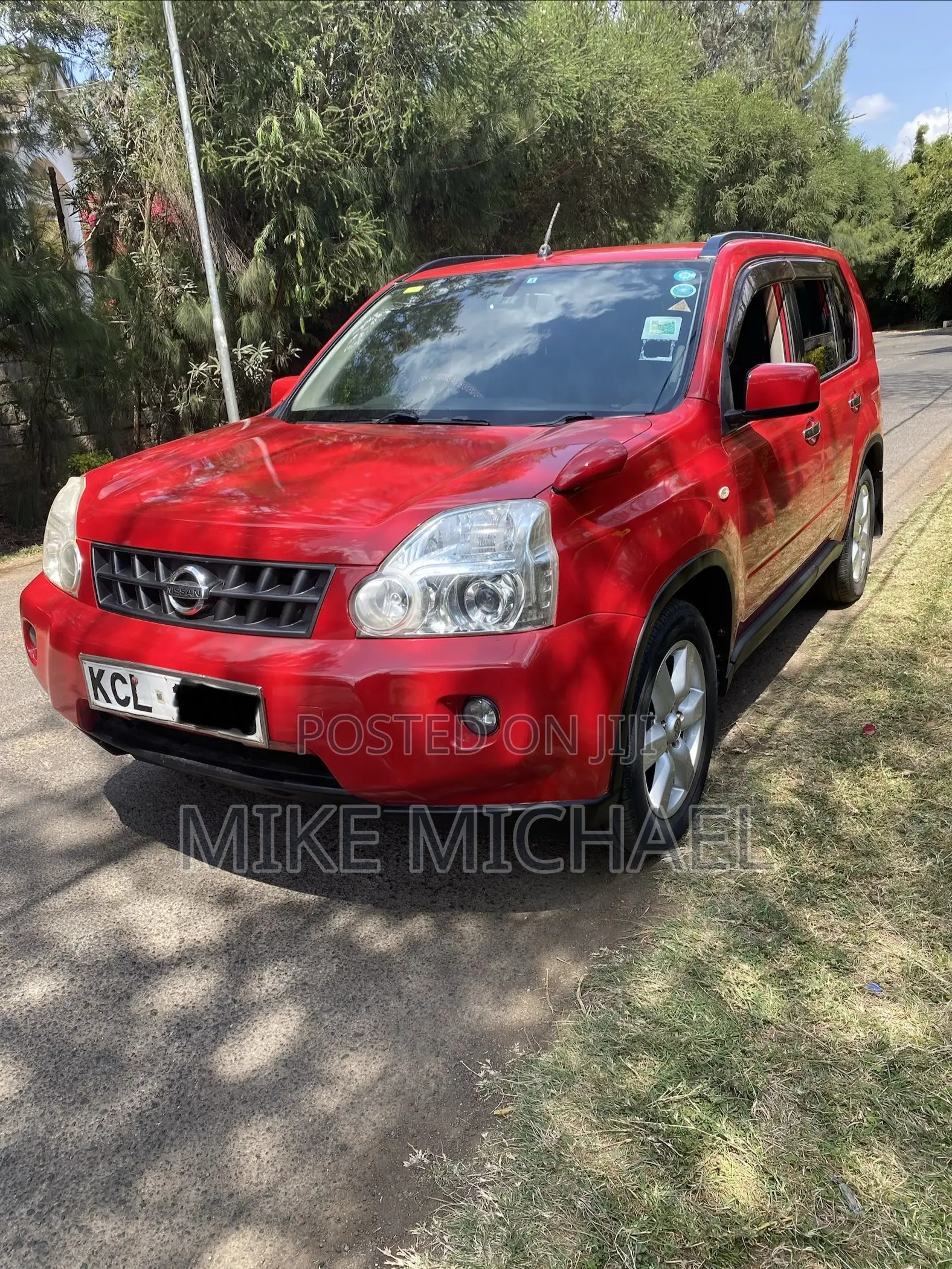 Nissan X-Trail 2.0 Petrol XE 2010 Red