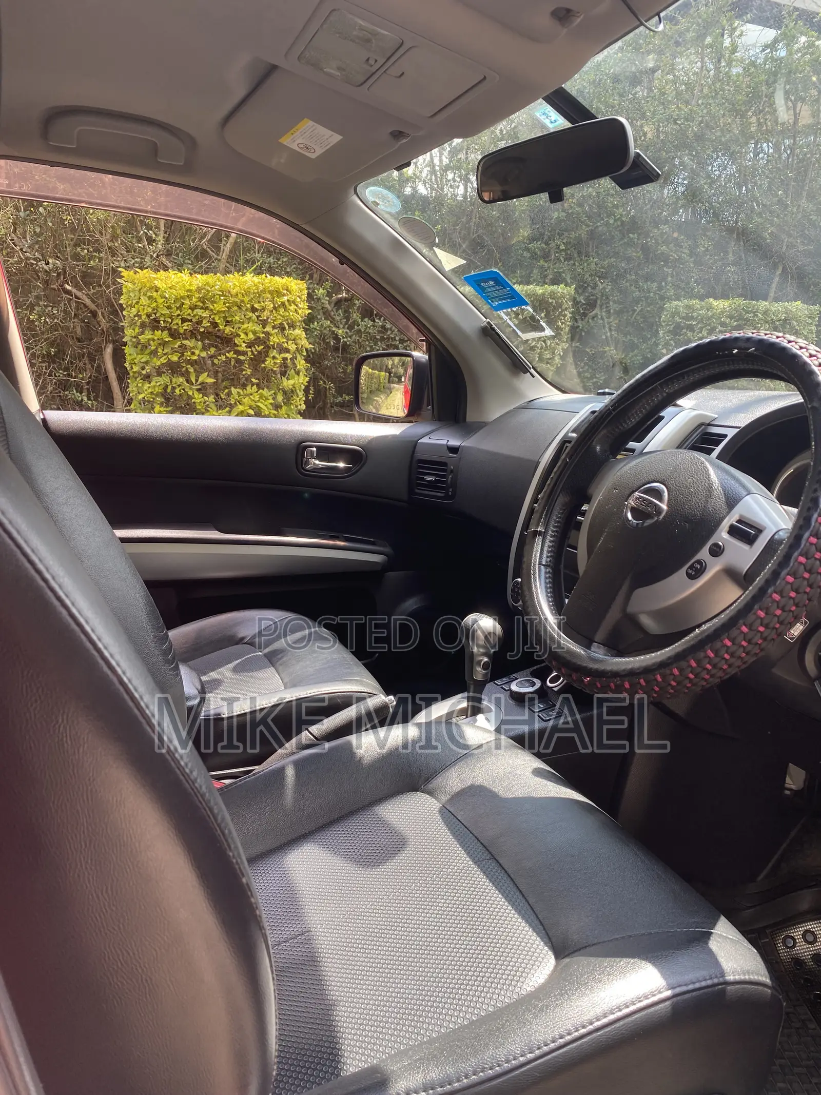 Nissan X-Trail 2.0 Petrol XE 2010 Red