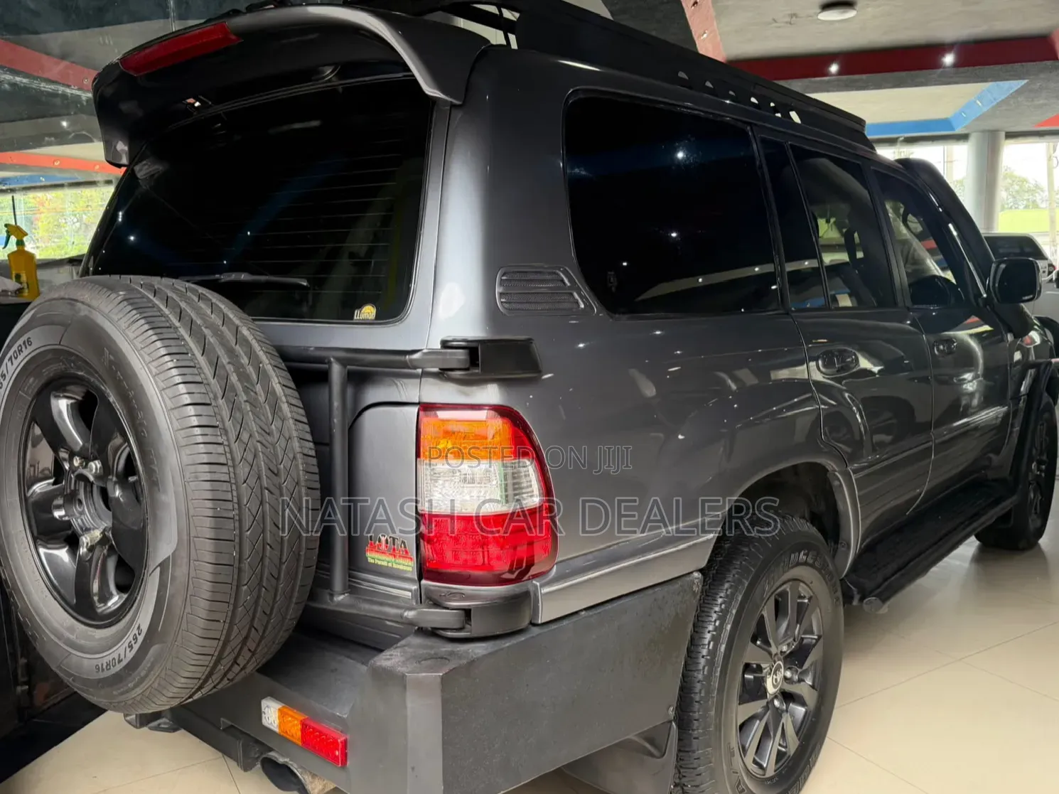 Toyota Land Cruiser 2002 Gray