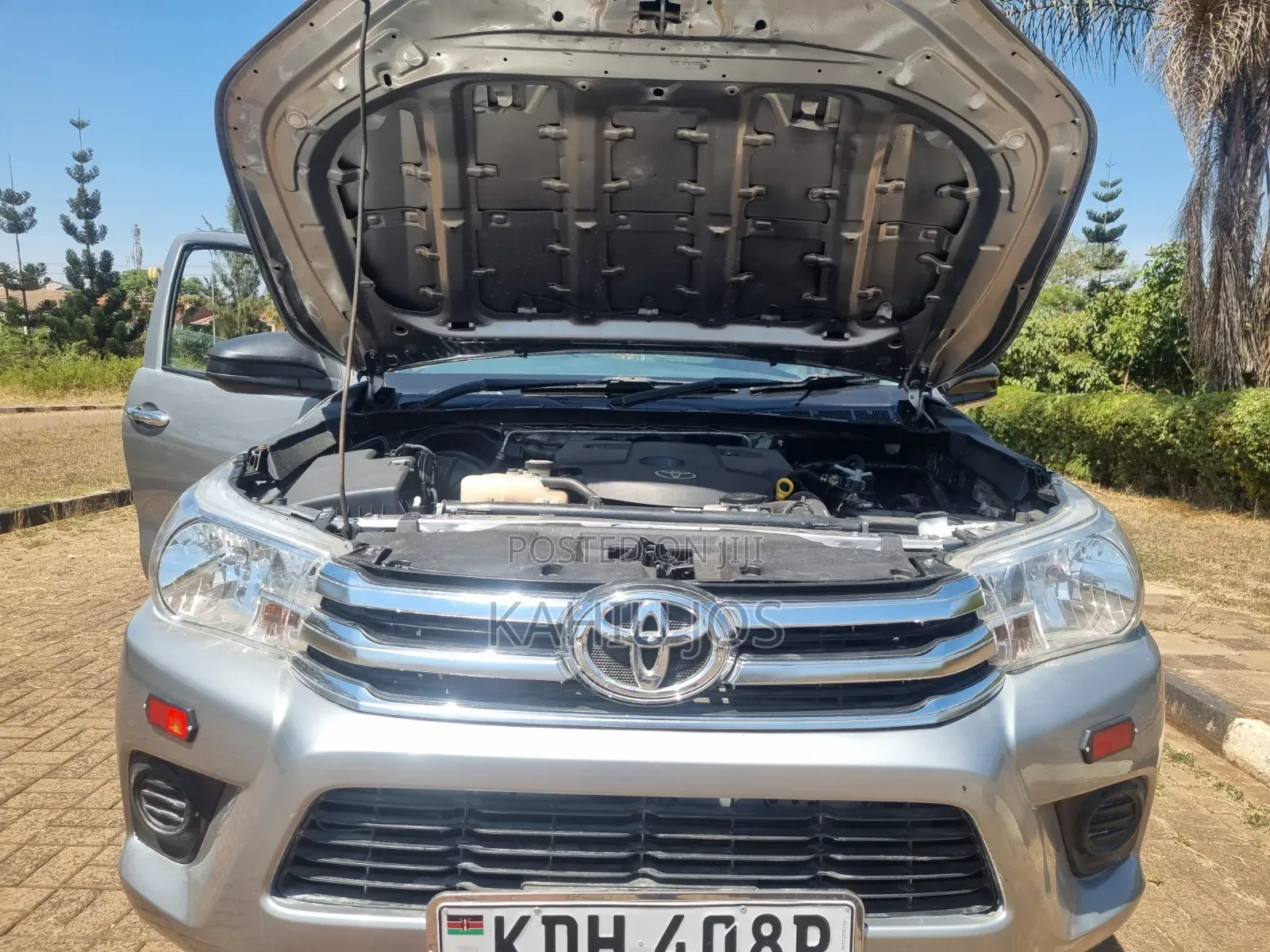 Toyota Hilux 2015 Silver