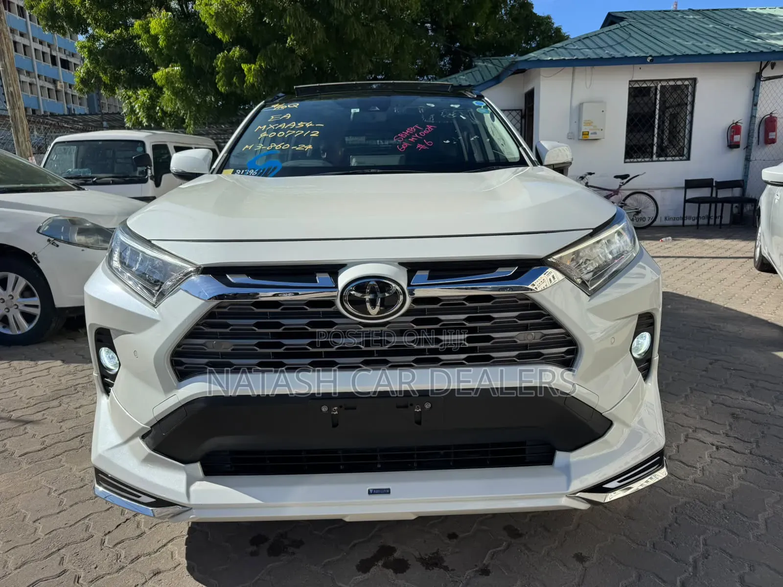 Toyota RAV4 2019 White