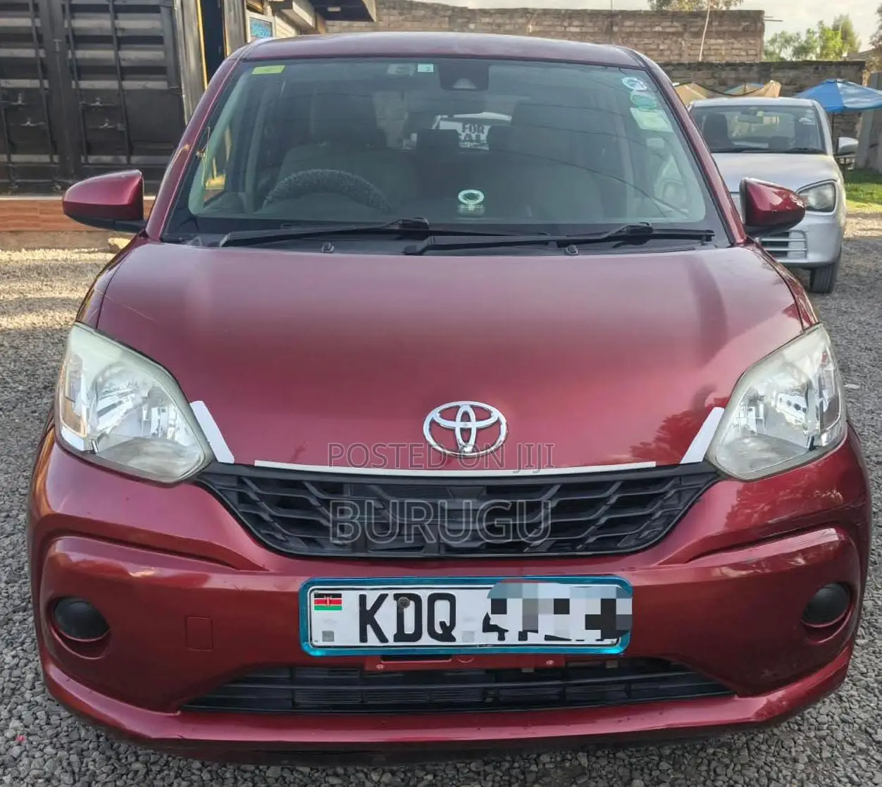 Toyota Passo 2017 Maroon