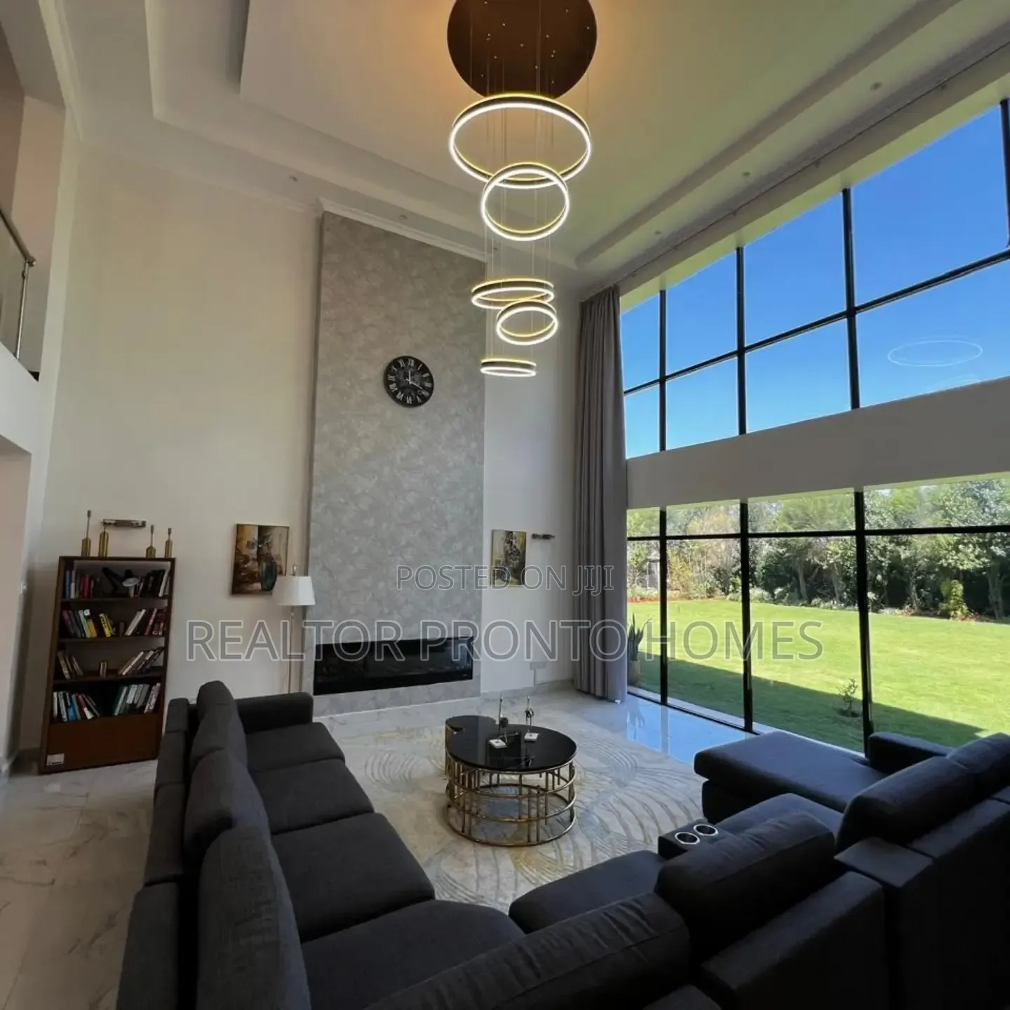 11bdrm House in Karen, Hardy for sale