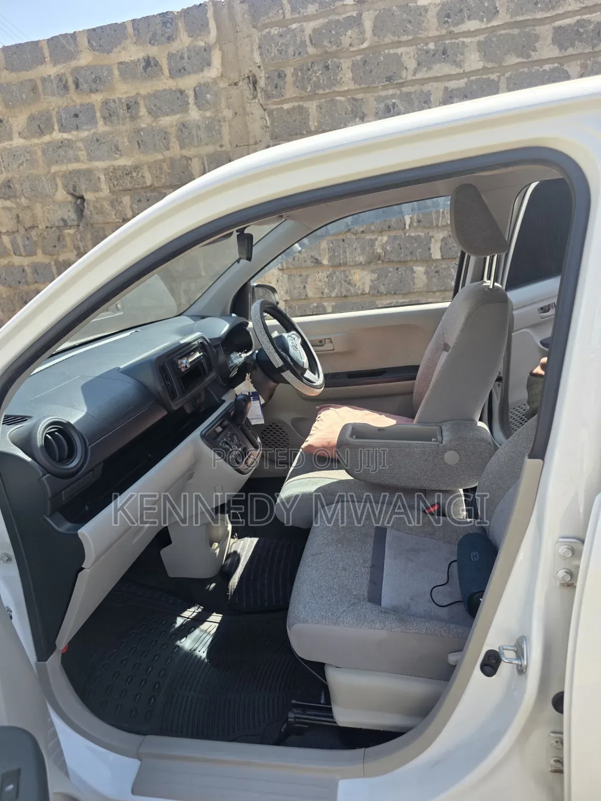 Toyota Passo 2019 White