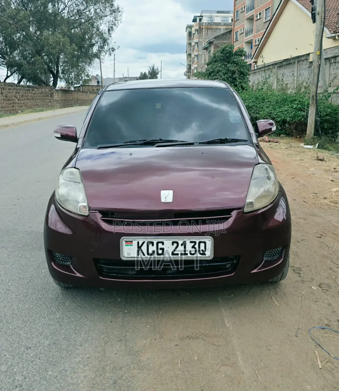 Toyota Passo 2011 Maroon